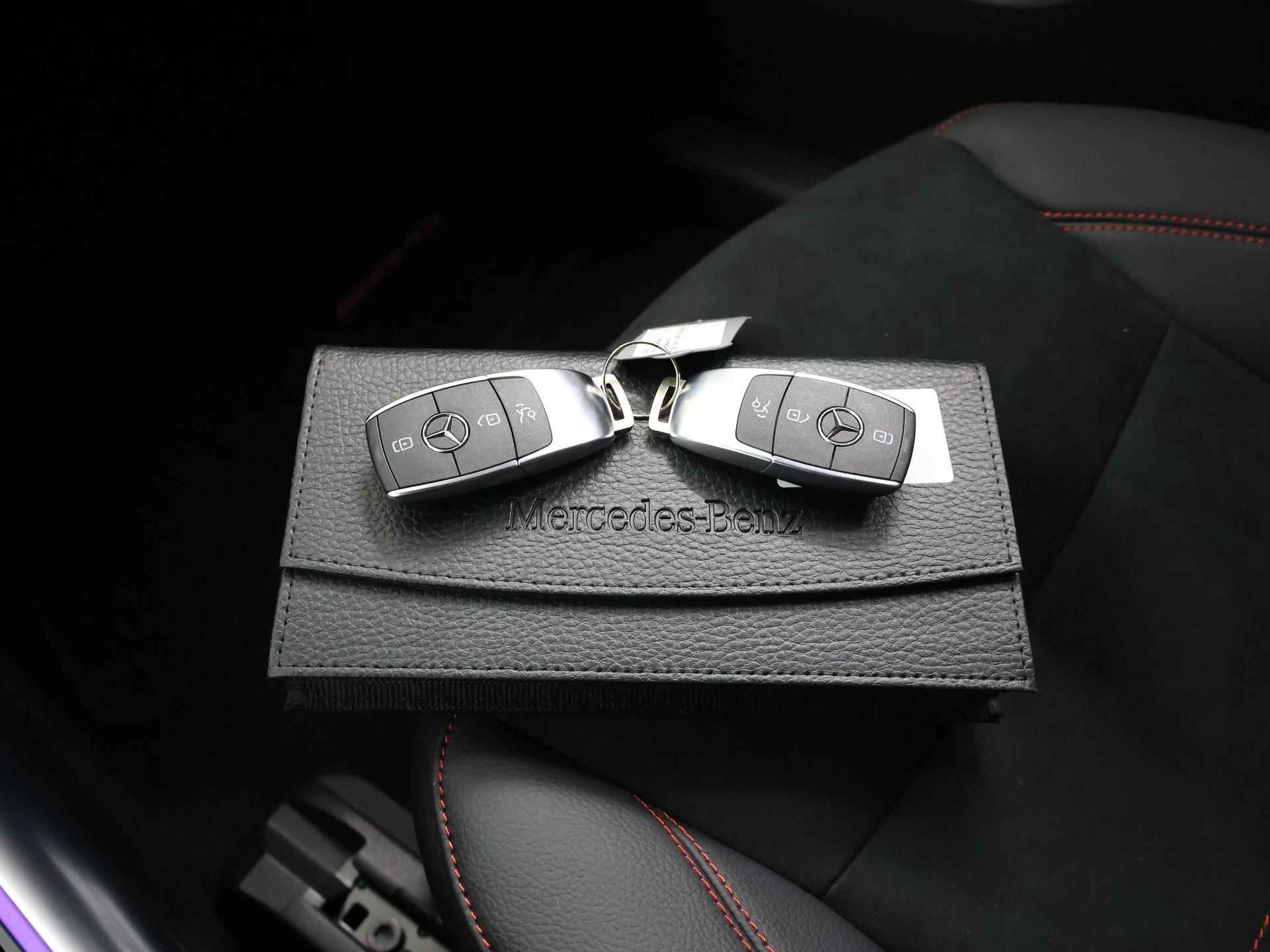 Mercedes-Benz EQA 250 Sport Edition | Premium Pakket | 19" AMG-velgen | Privacy Glass | Stoelverwarming | Achteruitrijcamera | - 31/46