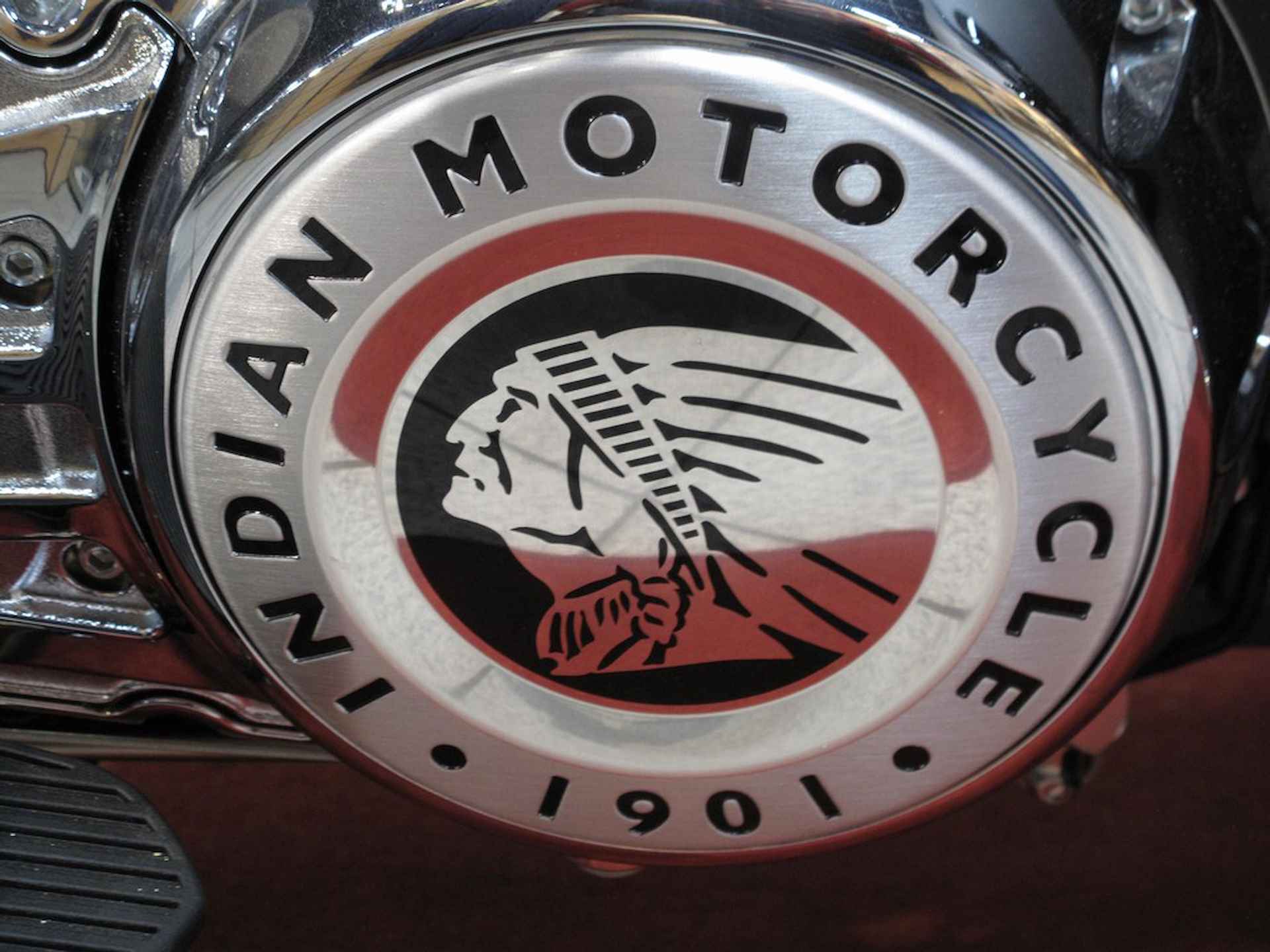 Indian Challenger Limited Official Indian Motorcycle Dealer - 14/17