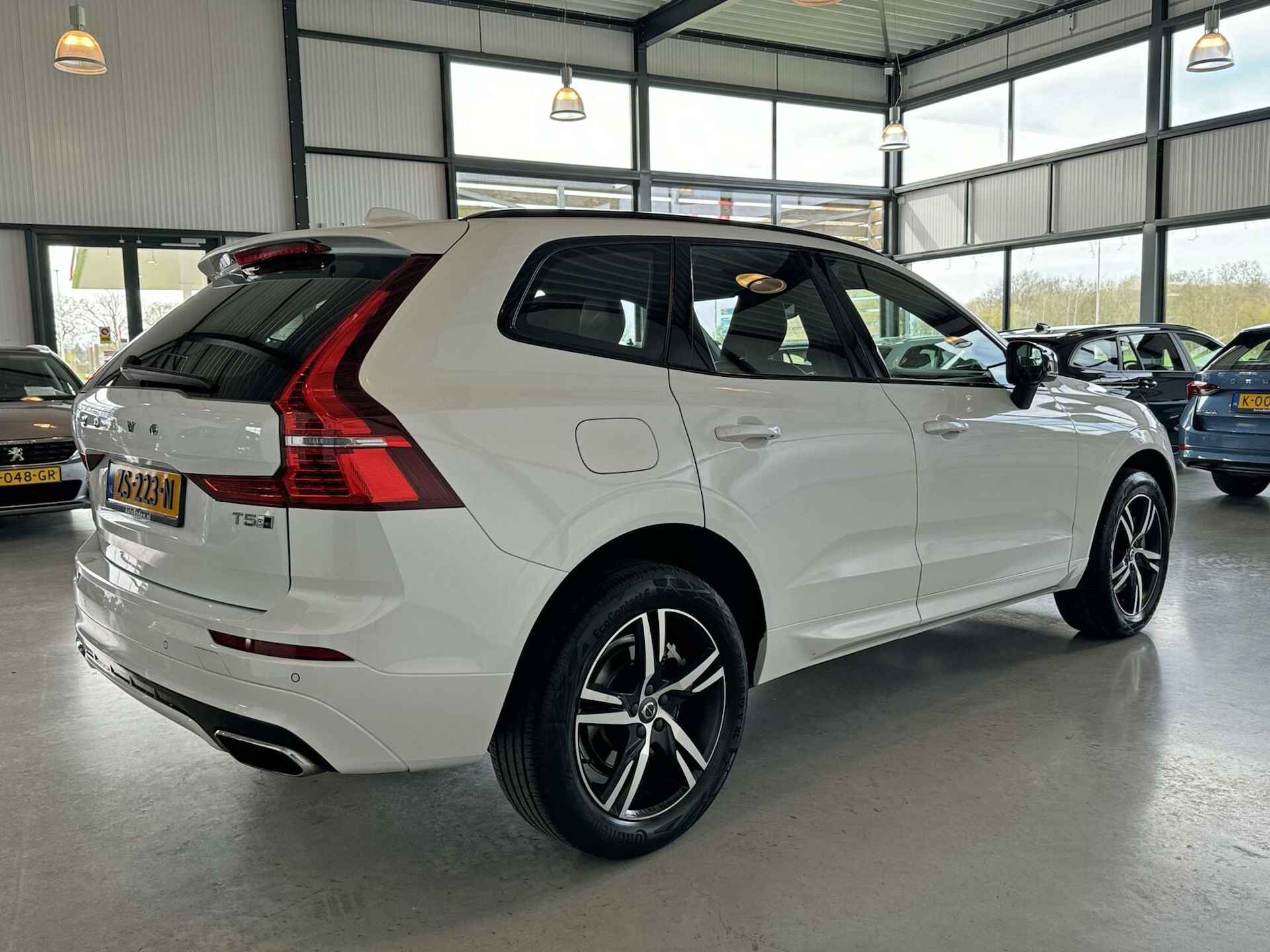 Volvo XC60 2.0 T5 184Kw AWD R-Design Geartronic Inscription Plus|Luchtvering - 13/44