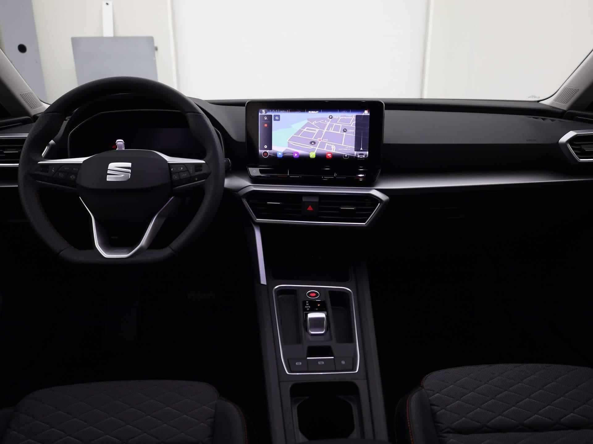 SEAT Leon Sportstourer 1.4Tsi eHybrid 204PK DSG PHEV FR DSG · Navigatie · Parkeersensoren + camera · Stoel-/stuurverwarming - 5/43