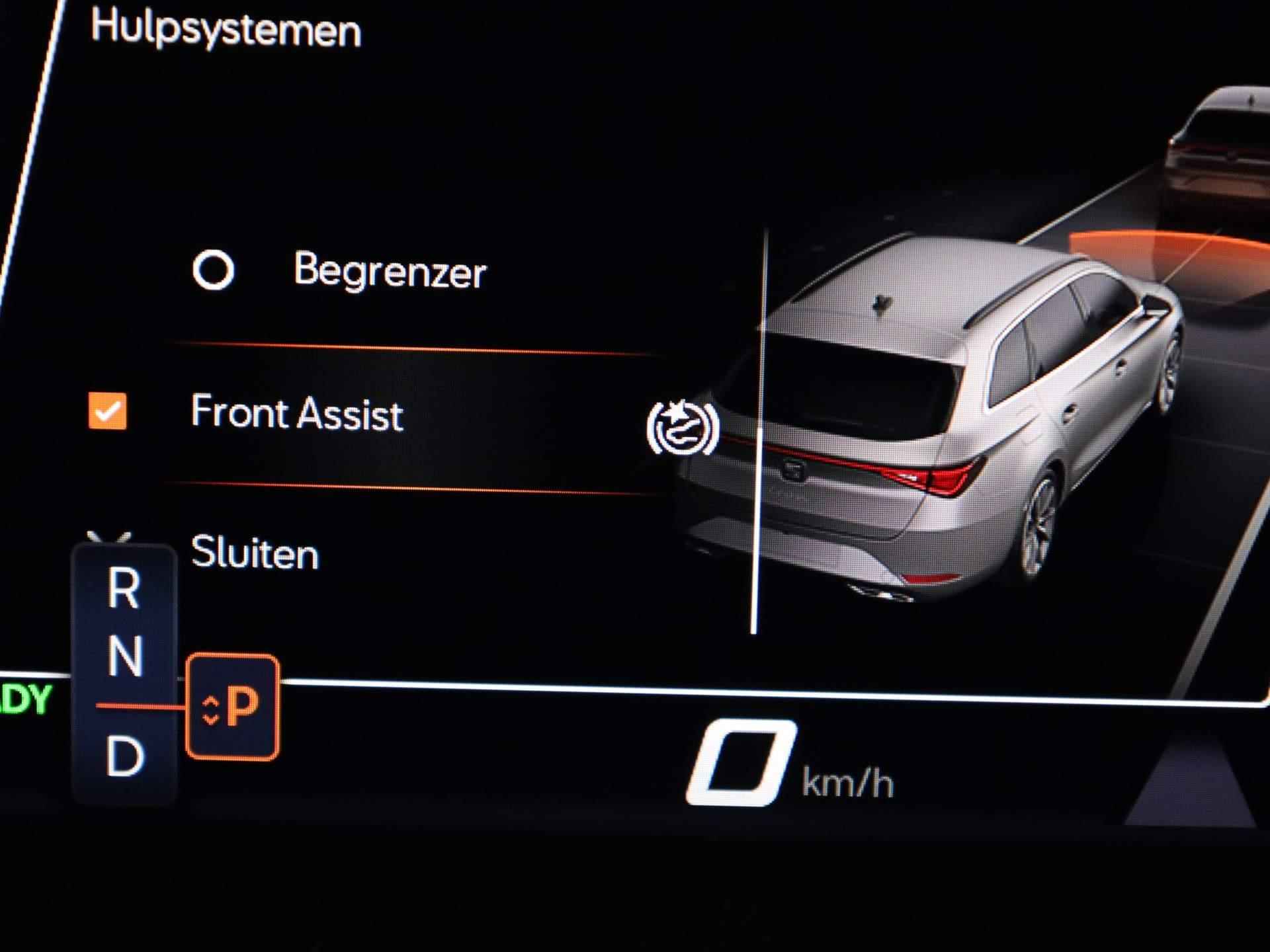 SEAT Leon Sportstourer 1.4Tsi eHybrid 204PK DSG PHEV FR DSG · Navigatie · Parkeersensoren + camera · Stoel-/stuurverwarming - 14/43