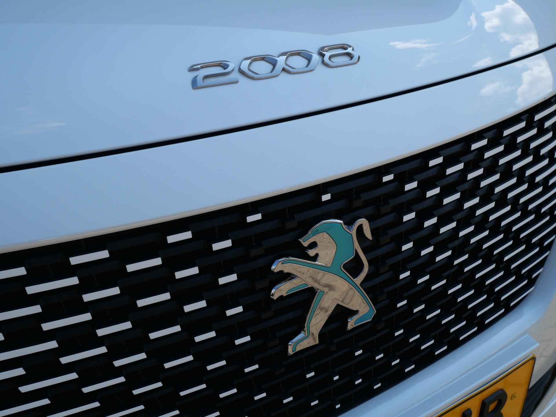 Peugeot e-2008 SUV Allure Pack EV 50kWh 136pk AUTOMAAT NAVI | CAMERA | KEYLESS ENTRY | CLIMA | CRUISE CONTROL | DAB+ | LED KOPLAMPEN - 9/82