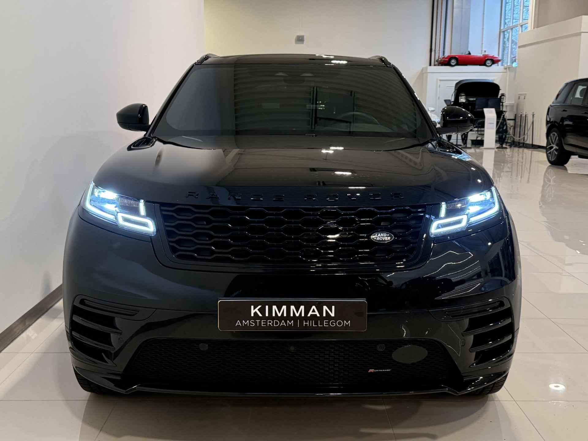 Land Rover Range Rover Velar 2.0 P400e R-Dynamic S | Pano Schuif/Kanteldak | Black Pack | 20 inch Gloss Black - 2/25