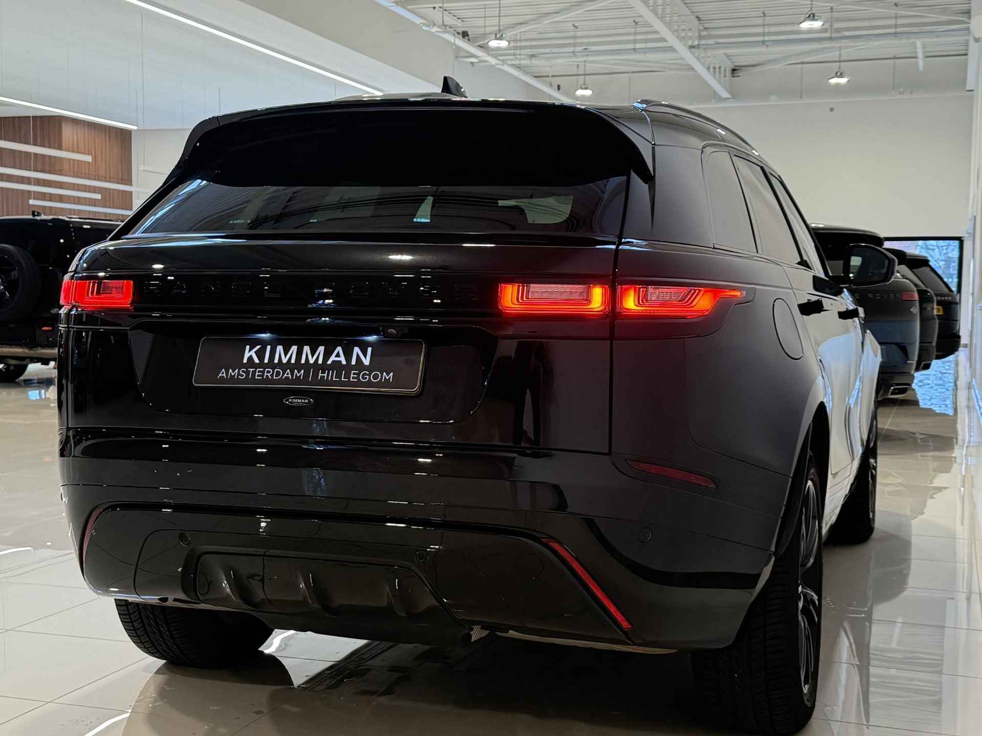 Land Rover Range Rover Velar 2.0 P400e R-Dynamic S | Pano Schuif/Kanteldak | Black Pack | 20 inch Gloss Black - 6/25