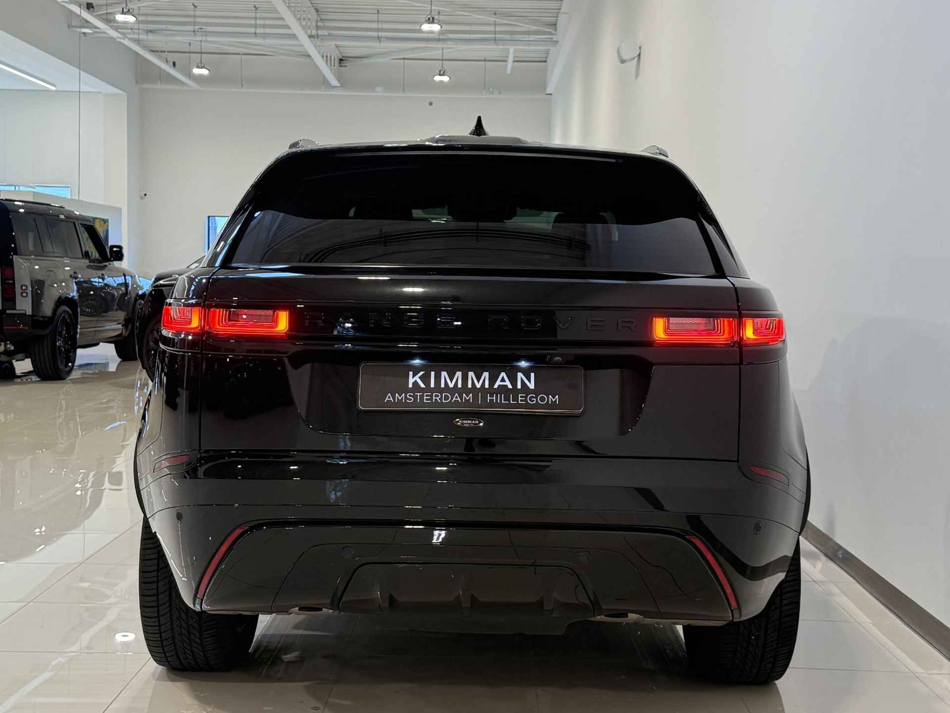 Land Rover Range Rover Velar 2.0 P400e R-Dynamic S | Pano Schuif/Kanteldak | Black Pack | 20 inch Gloss Black - 7/25