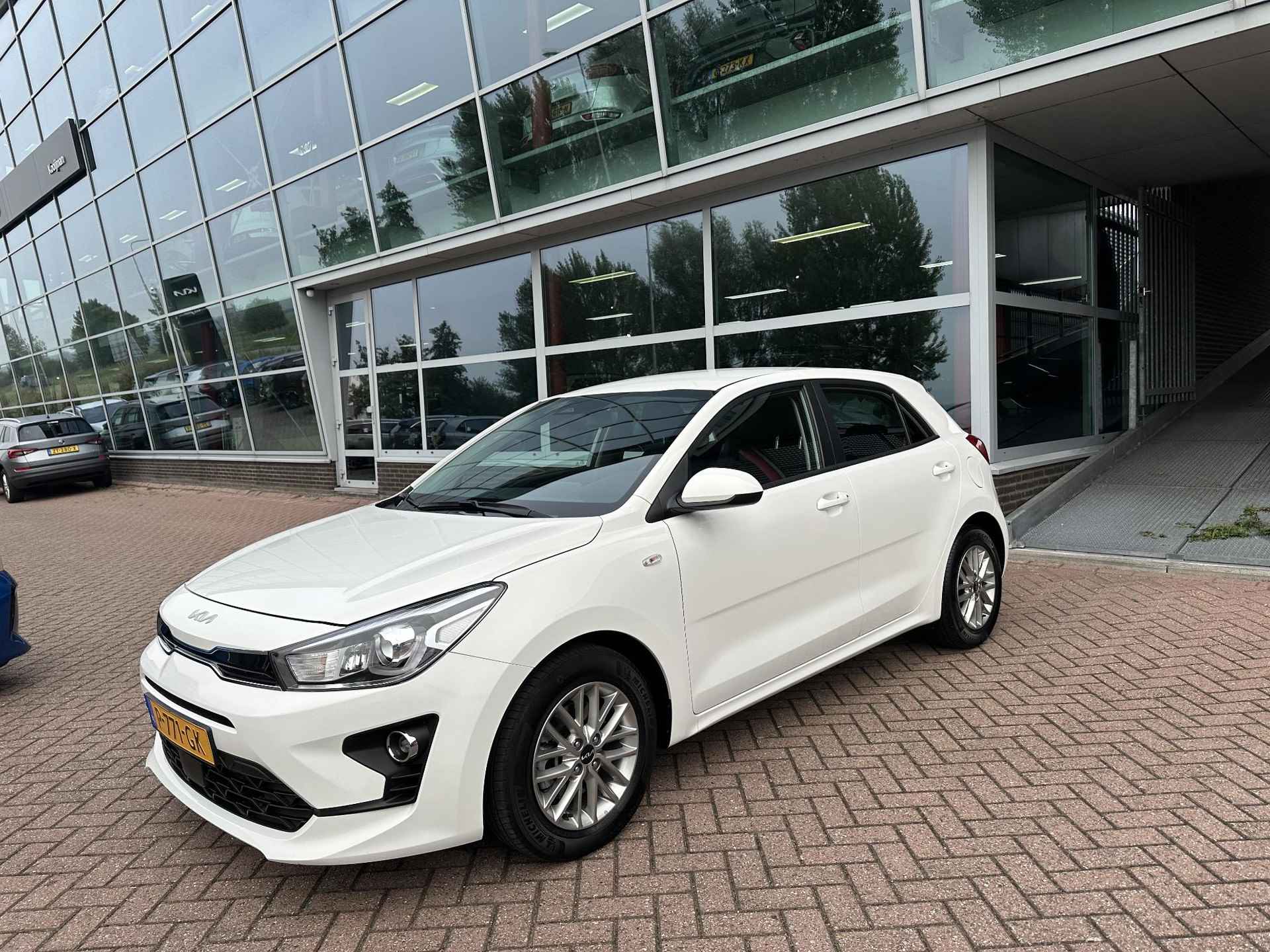 Kia Rio 1.0 T-GDi MHEV DynamicLine Full Map Navigatie | Adaptive Cruise Control | Airco | Alarm klasse I | Parkeer Camera- en sensor achter | - 2/15