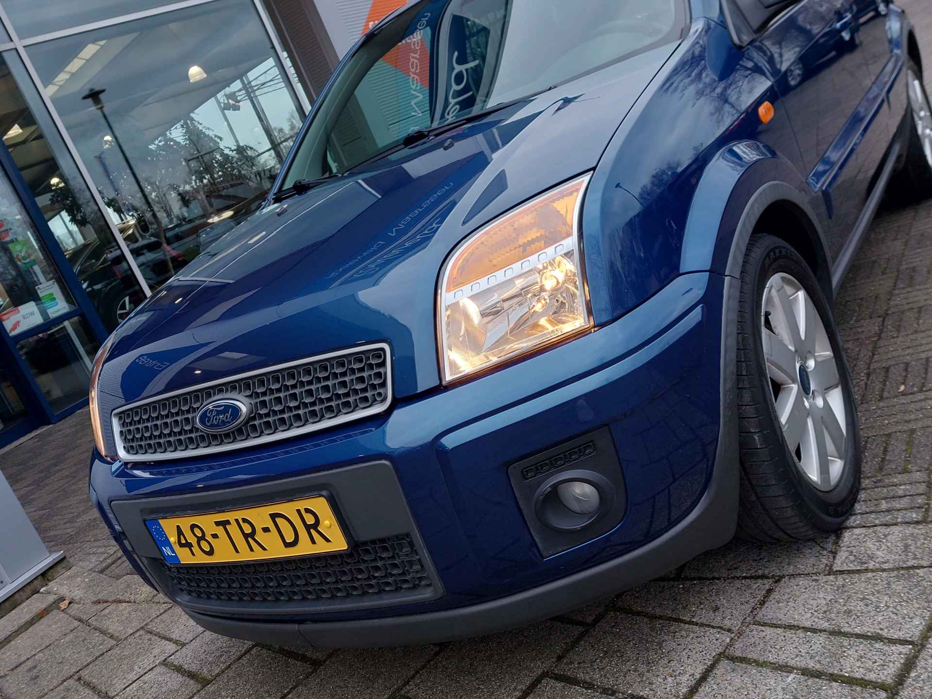 Ford Fusion 1.6 16v 101pk Automaat Futura | Airco | Cv+Ab | Elek.Ramen+Spiegels | Pdc | Licht+Regensensor | Stuurbekrachtiging | Mistlampen | Privacy Glass | 16''lm | Trekhaak - 37/41