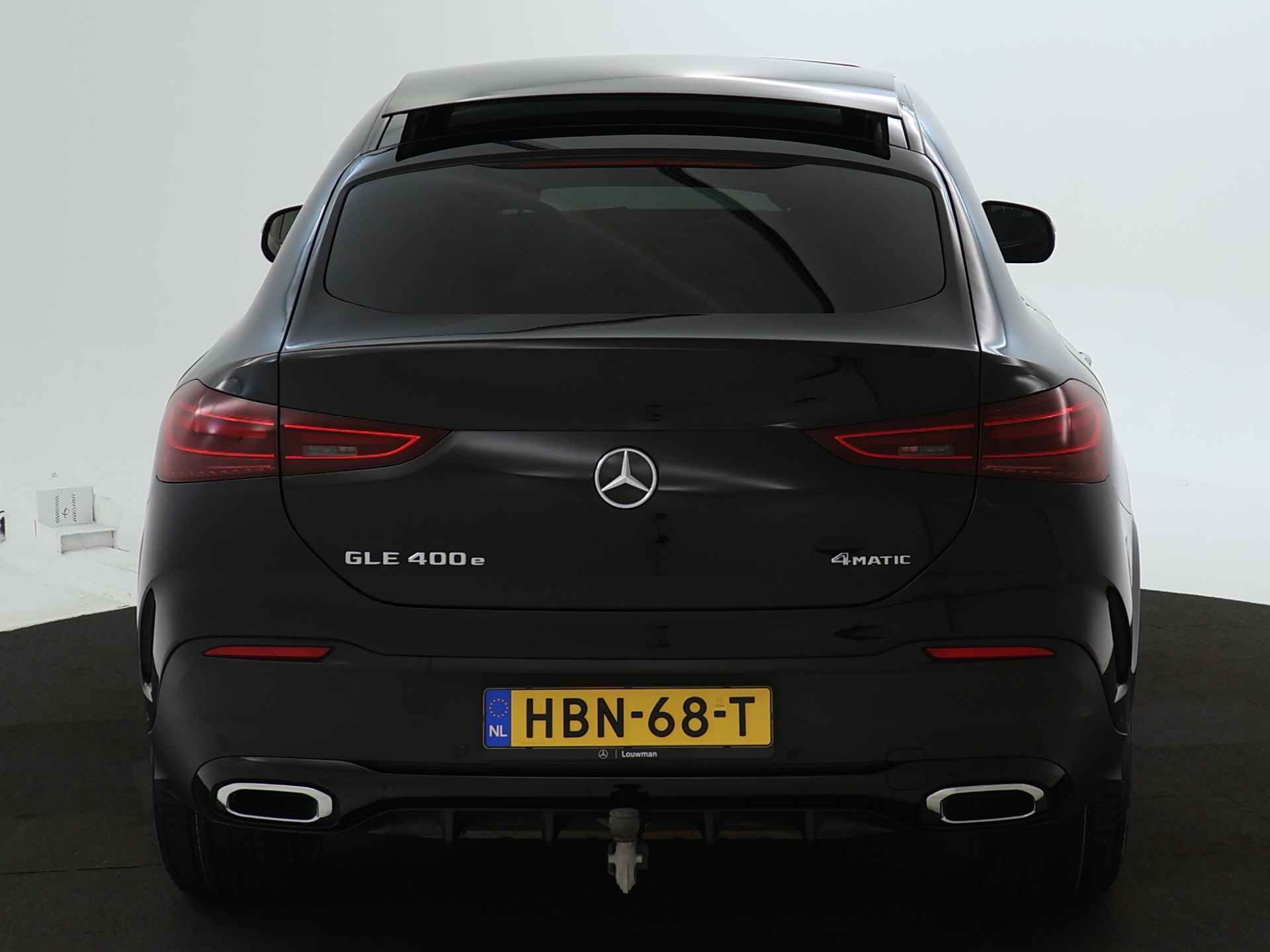 Mercedes-Benz GLE Coupé 400 e 4MATIC AMG Line Premium | Panorama Schuif-Kanteldak | AMG Styling | Night Pakket | Airmatic | Trekhaak | Distronic | Burmester | Inclusief 24 maanden MB Certified garantie voor Europa. - 29/45