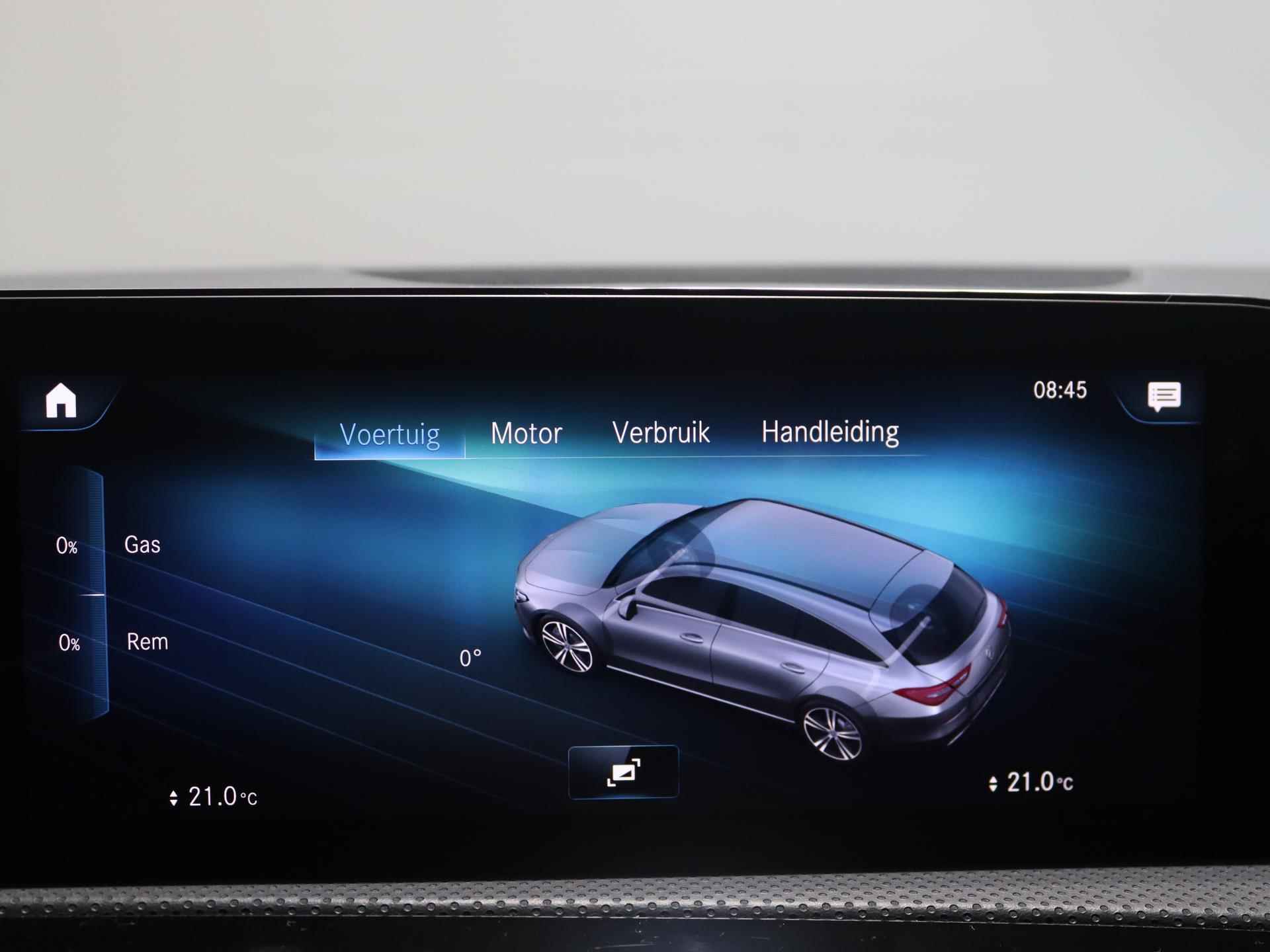 Mercedes-Benz CLA 200 Shooting Brake Luxury Line | Panoramadak | Night pakket | Led verlichting | 18 inch velgen | stoelverwarming | - 17/27