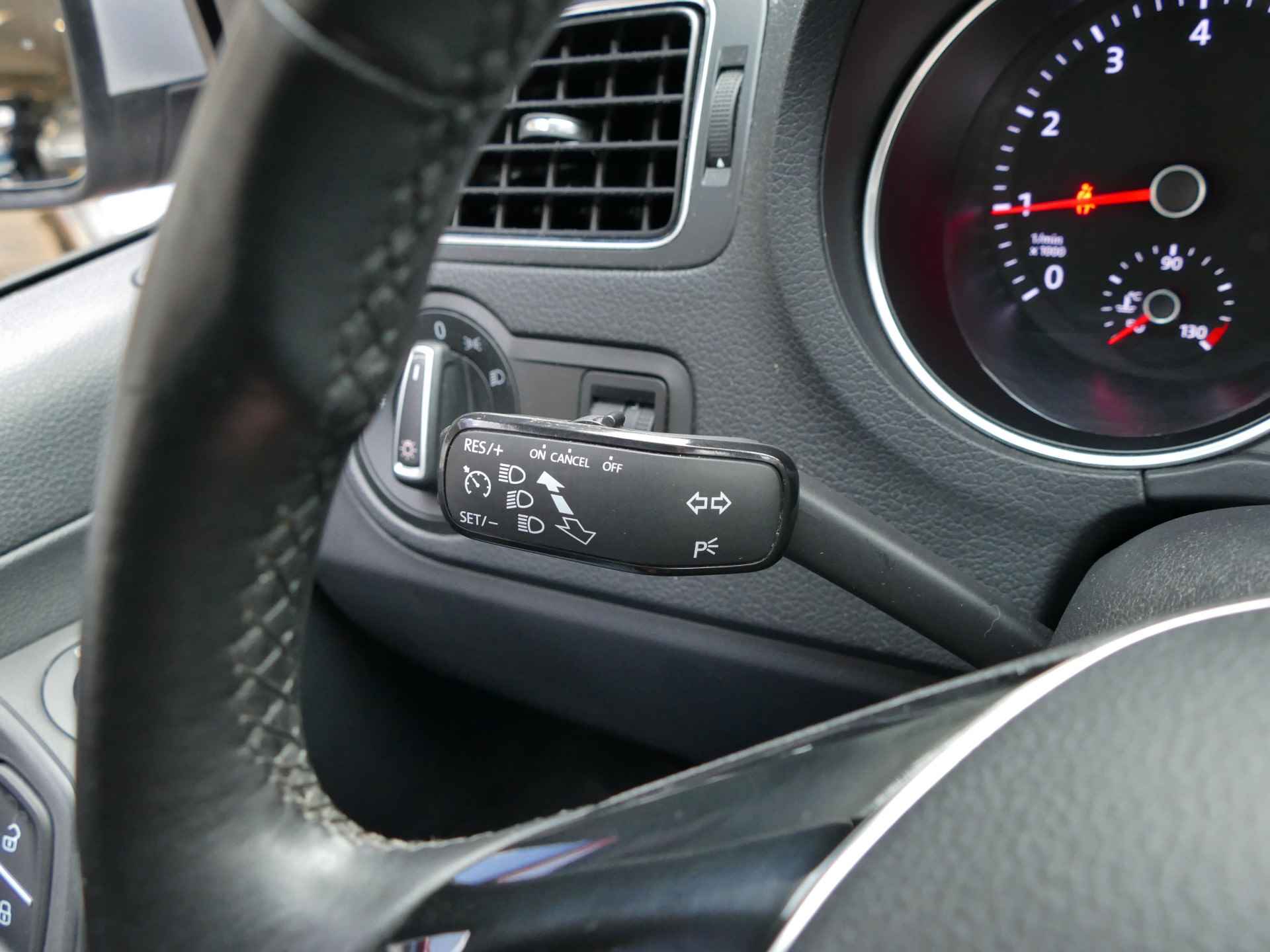 Volkswagen Polo 1.0 BlueMotion | 100% onderhouden | Apple carplay / Android auto | cruise control | airco - 14/47
