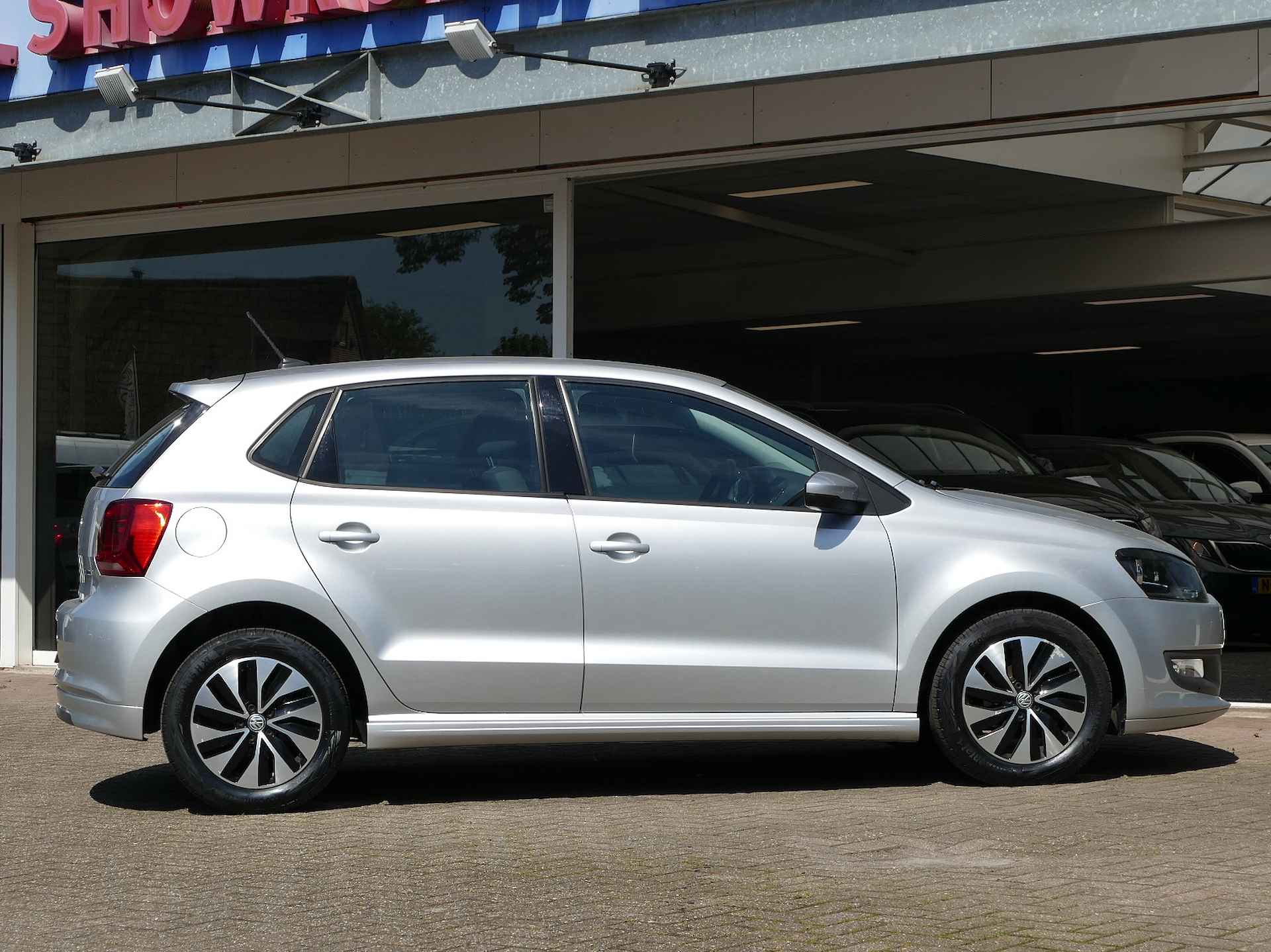 Volkswagen Polo 1.0 BlueMotion | 100% onderhouden | Apple carplay / Android auto | cruise control | airco - 47/47