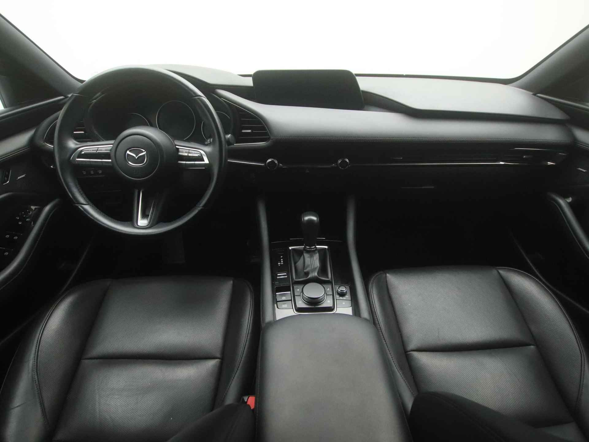 Mazda 3 2.0 SkyActiv-G Comfort met Bose/Leer pakket automaat met afneembare trekhaak en 18 inch lichtmetalen velgen : dealer onderhouden - 23/50