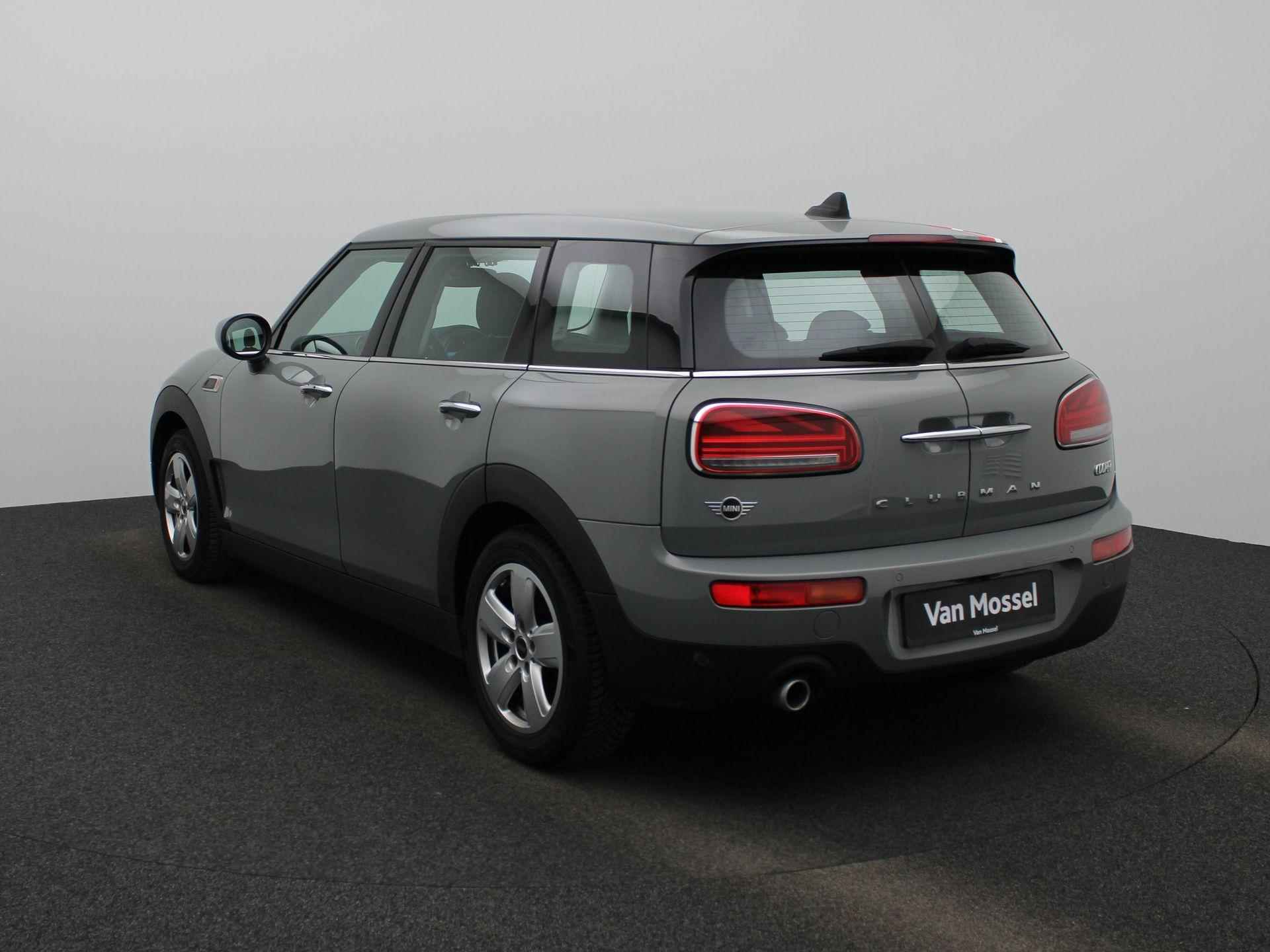 Mini Clubman 1.5 Cooper | AUTOMAAT | Navigatie | Apple Carplay / Android Auto | Camera | Cruise Control | Parkeersensoren | Climate Control | Stoelverwarming | LMV | - 3/38