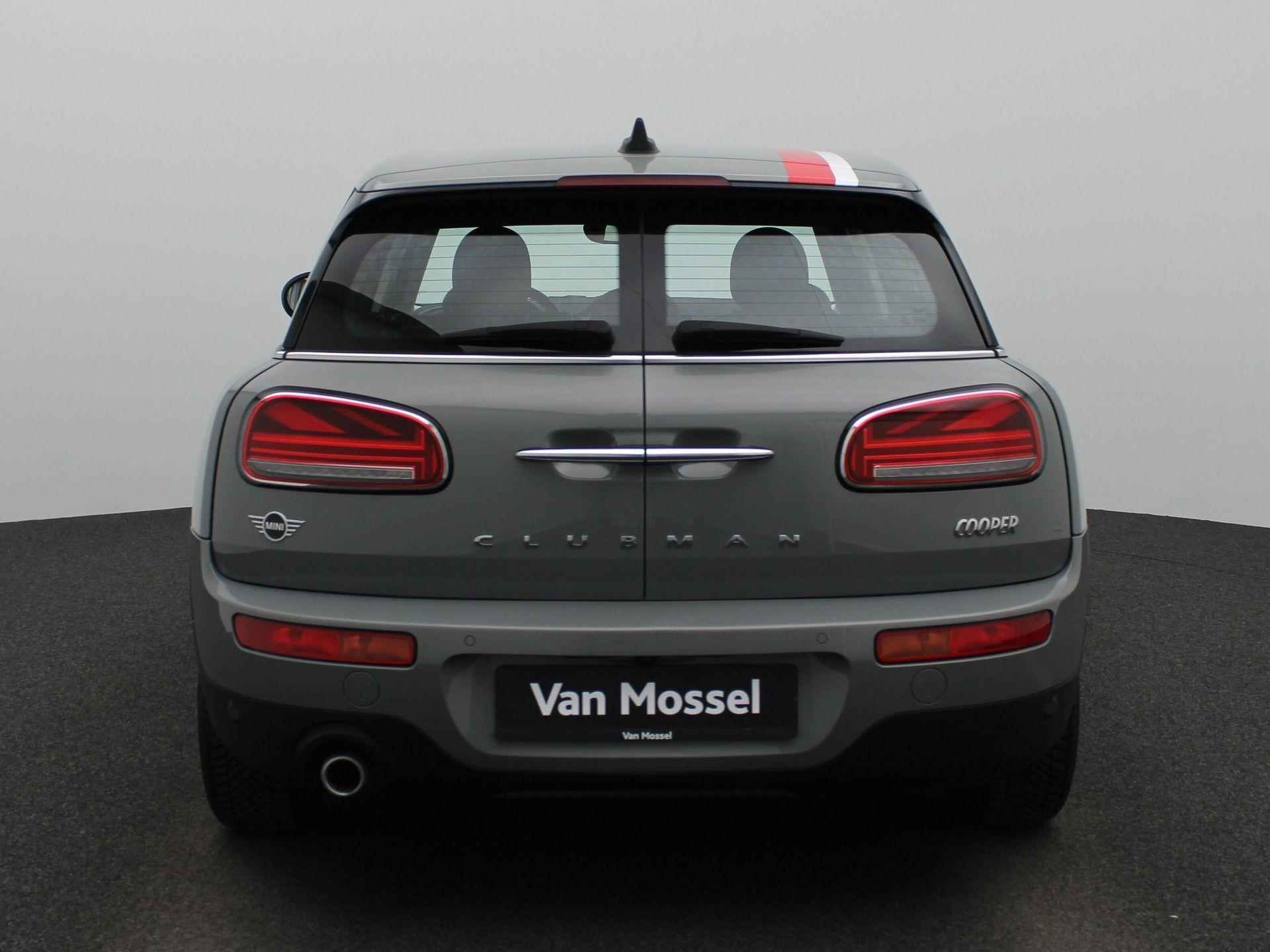 Mini Clubman 1.5 Cooper | AUTOMAAT | Navigatie | Apple Carplay / Android Auto | Camera | Cruise Control | Parkeersensoren | Climate Control | Stoelverwarming | LMV | - 6/38