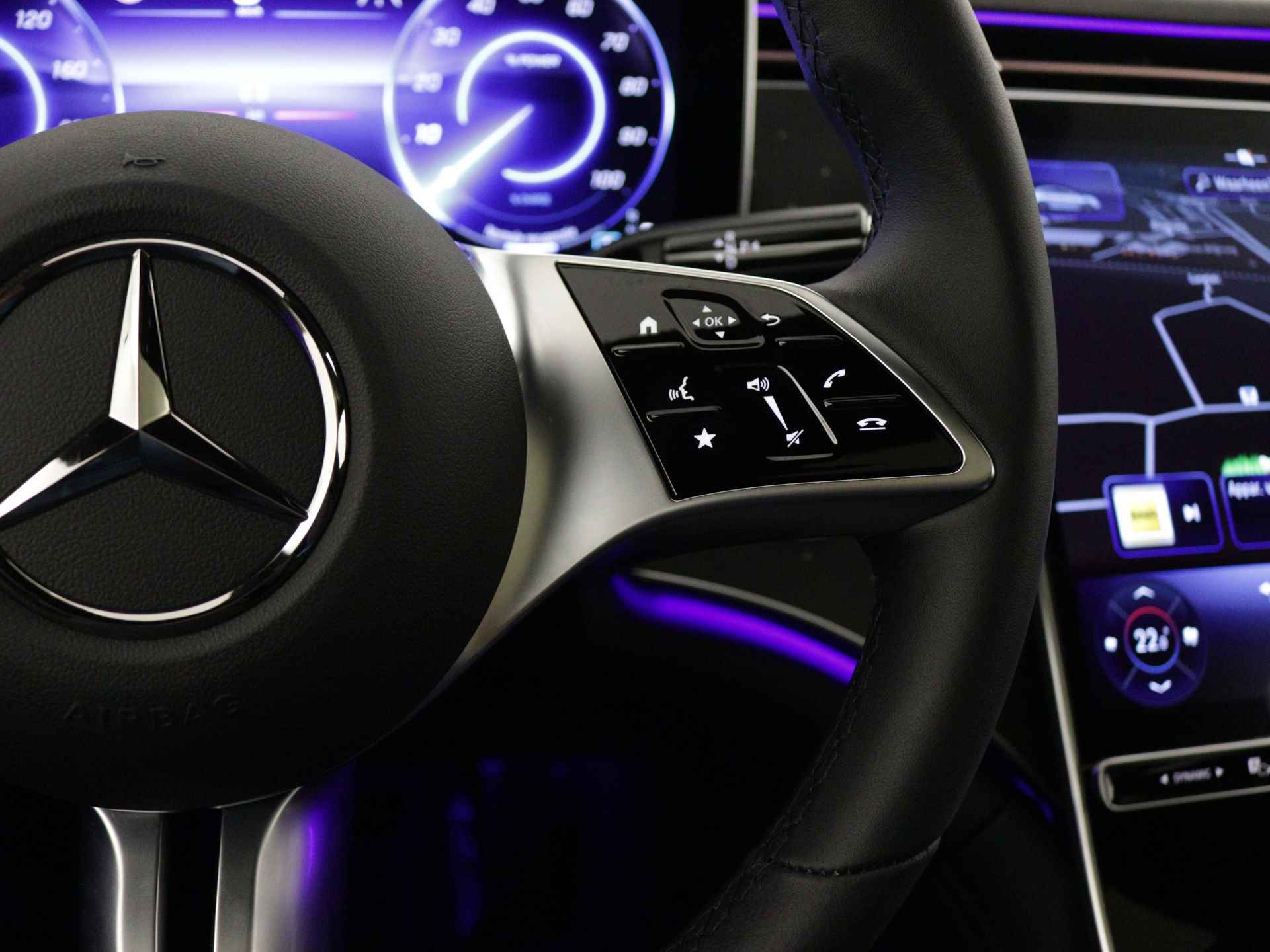 Mercedes-Benz EQE 300 Business Edition 89 kWh | KEYLESS GO-pakket | Parkeerpakket met achteruitrijcamera | Rijassistentiepakket | USB-pakket Plus | GUARD 360 ° Vehicle protection | Dodehoekassistent | - 19/36