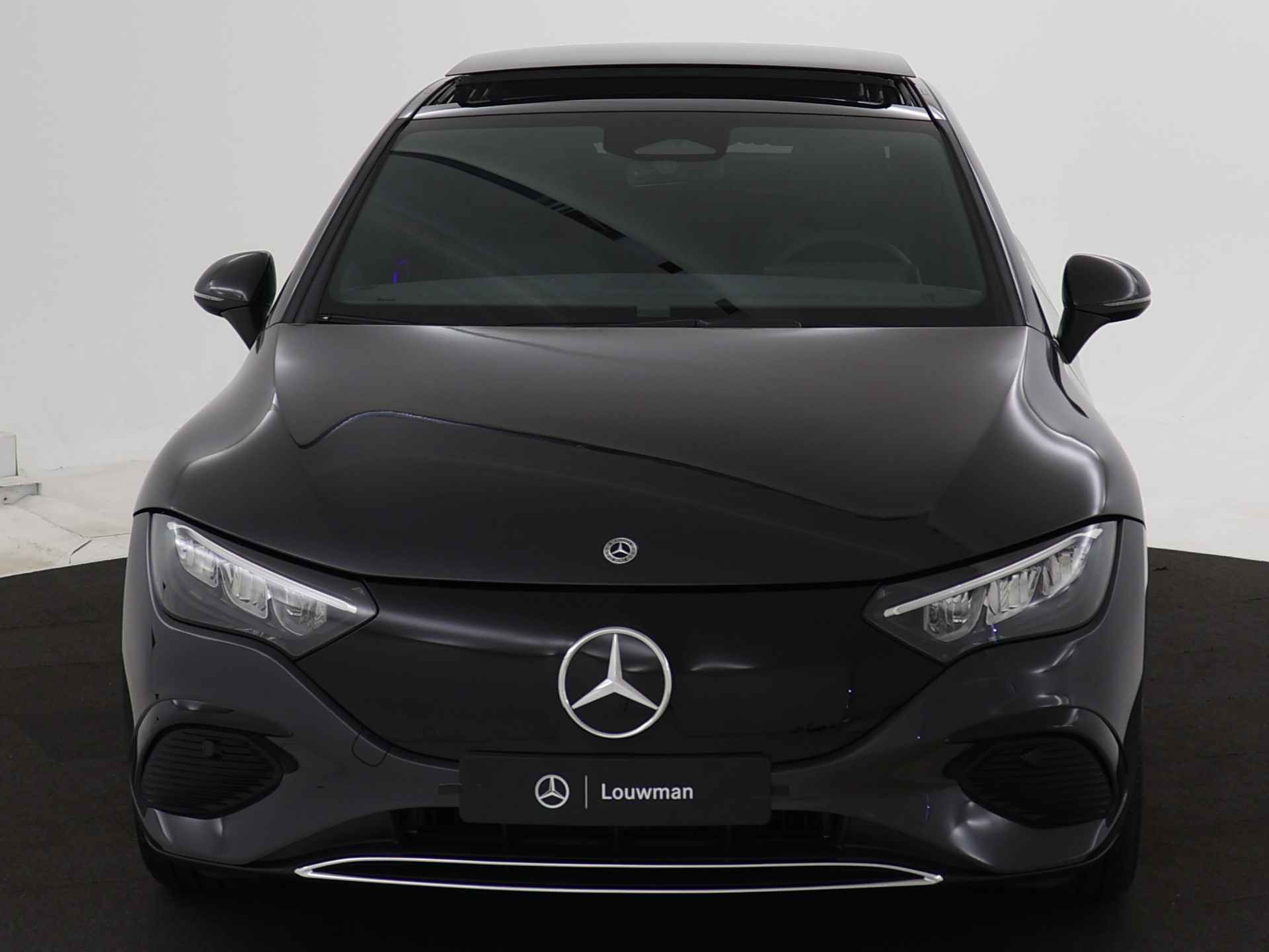 Mercedes-Benz EQE 300 Business Edition 89 kWh | KEYLESS GO-pakket | Parkeerpakket met achteruitrijcamera | Rijassistentiepakket | USB-pakket Plus | GUARD 360 ° Vehicle protection | Dodehoekassistent | - 22/36