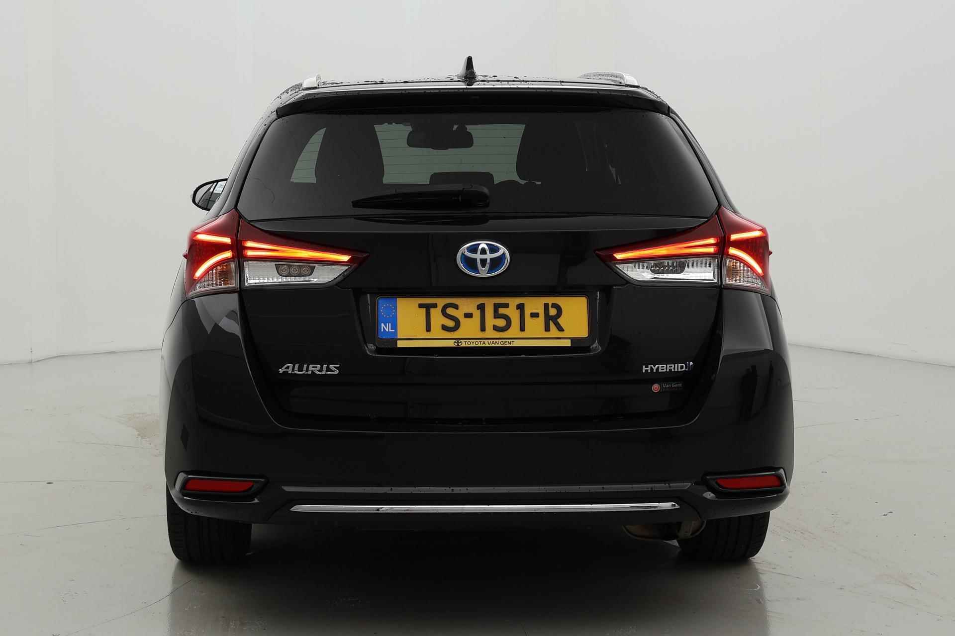 Toyota Auris Touring Sports 1.8 Hybrid Dynamic Ultimate - 10/34