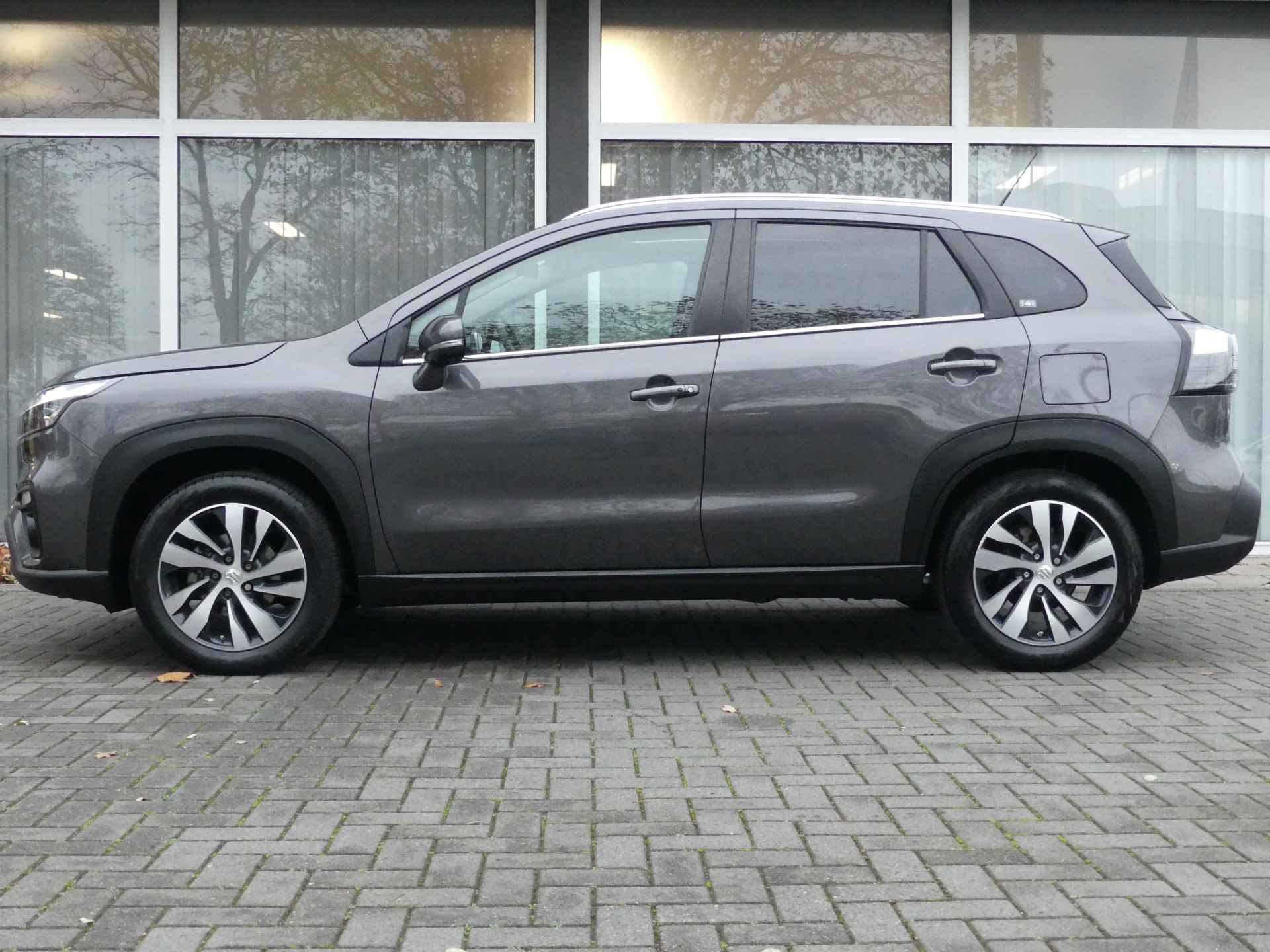 Suzuki S-Cross 1.4 Boosterjet Style Smart Hybrid ORG.NL garantie tot 2028! Sunroof, Trekhaak, Navigatie - 4/33