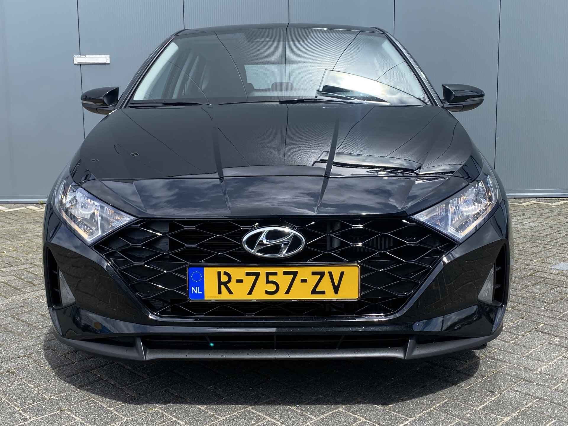 Hyundai i20 1.0 T-GDI 100pk Comfort Smart | Airco | Camera | Carplay | Navigatie | 16" Lichtmetaal | Cruisecontrol | Digitale Cockpit | Dode - 4/31