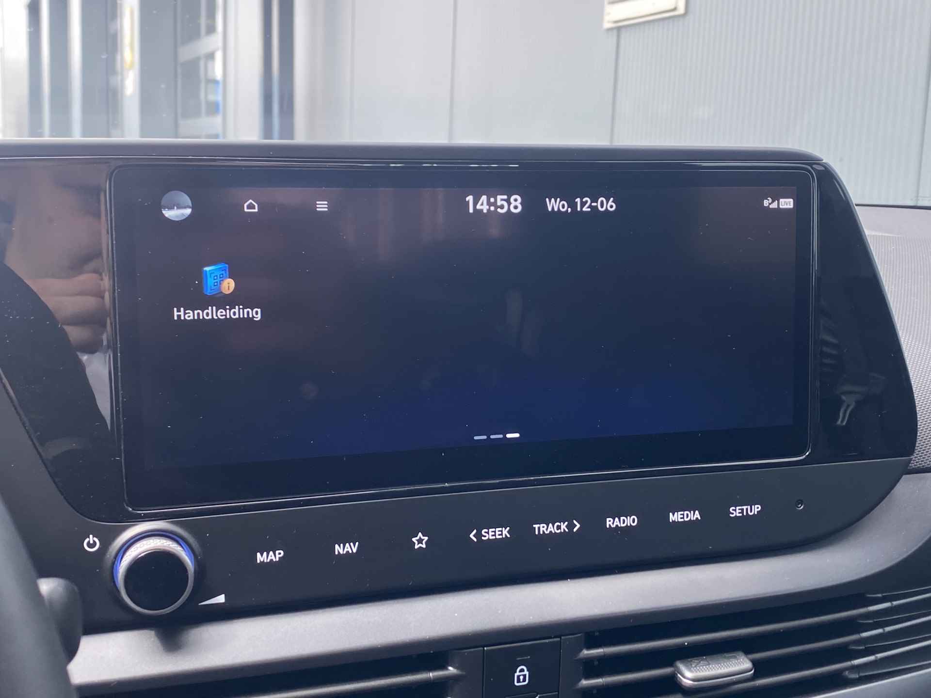 Hyundai i20 1.0 T-GDI 100pk Comfort Smart | Airco | Camera | Carplay | Navigatie | 16" Lichtmetaal | Cruisecontrol | Digitale Cockpit | Dode - 28/31