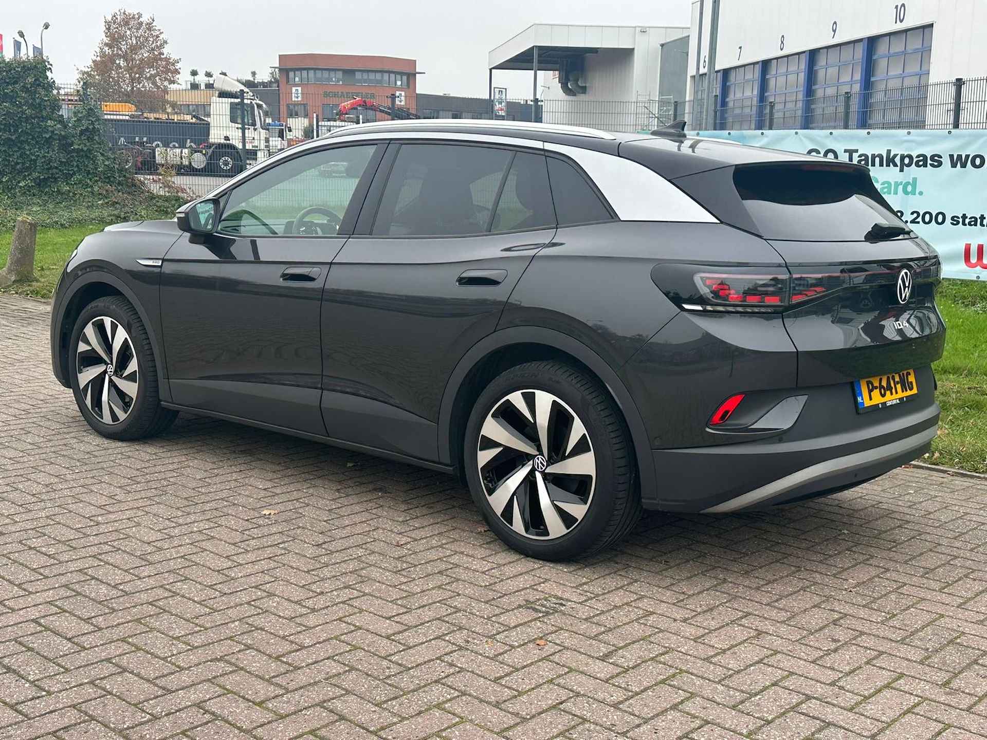 Volkswagen ID.4 204 pk Pro 77 kWh | Elektrisch uitklapbare trekhaak | Panoramadak | Achteruitrijcamera | - 5/9