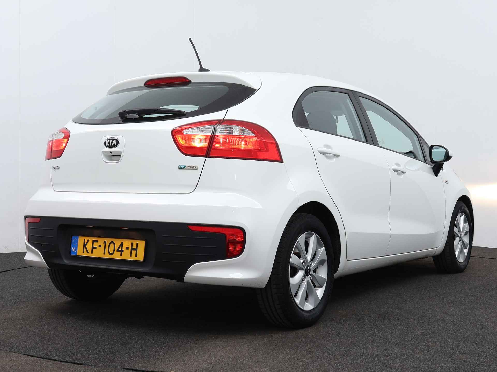 Kia Rio 1.2 CVVT ComfortPlusLine Navigator | Navigatie | Camera | LM Velgen | - 3/41