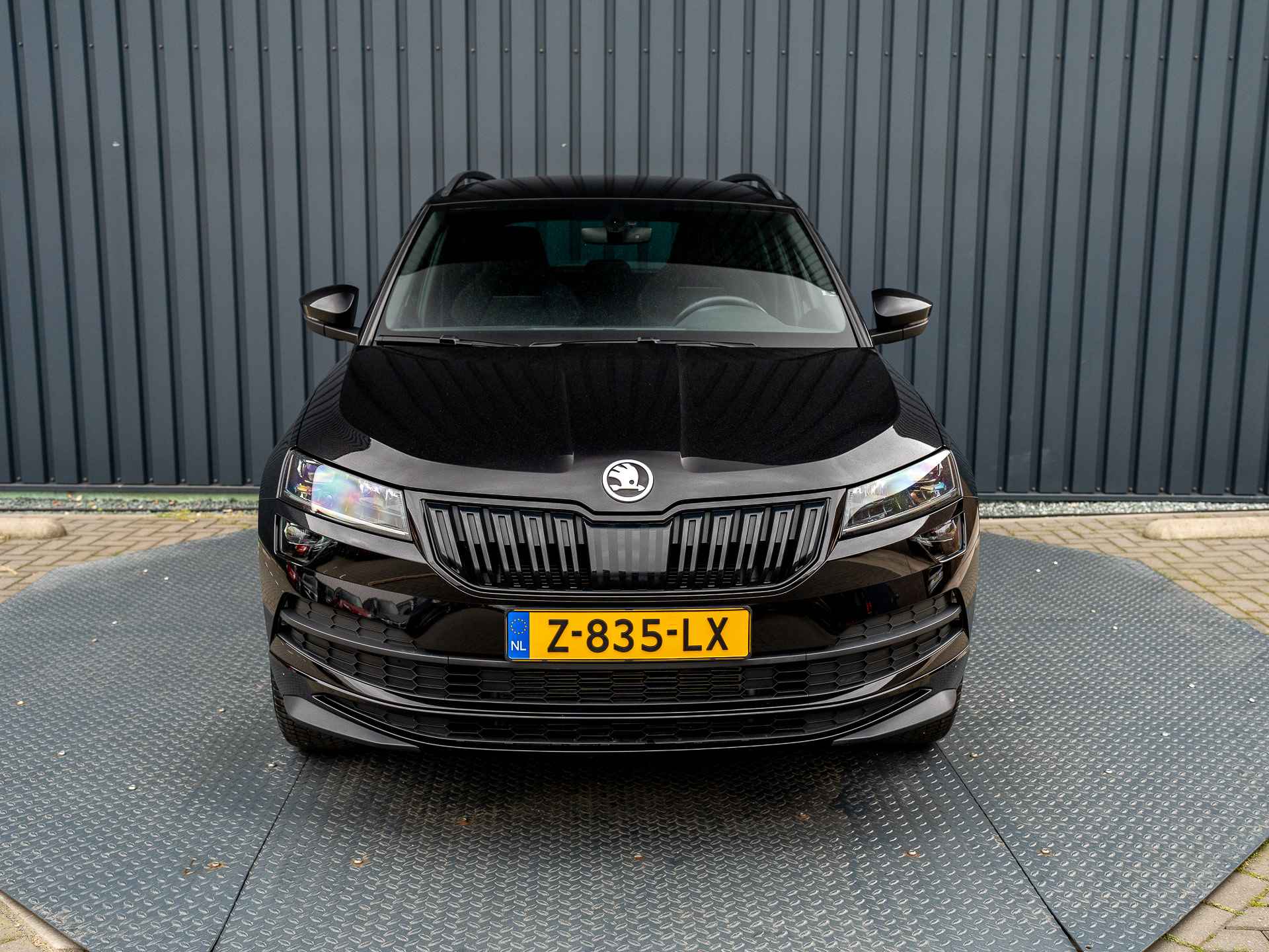 Škoda Karoq 1.5 TSI ACT 150Pk Sportline Business | 19" | Stoelverw. V&A | Keyless | Camera Prijs Rijklaar!! - 37/45