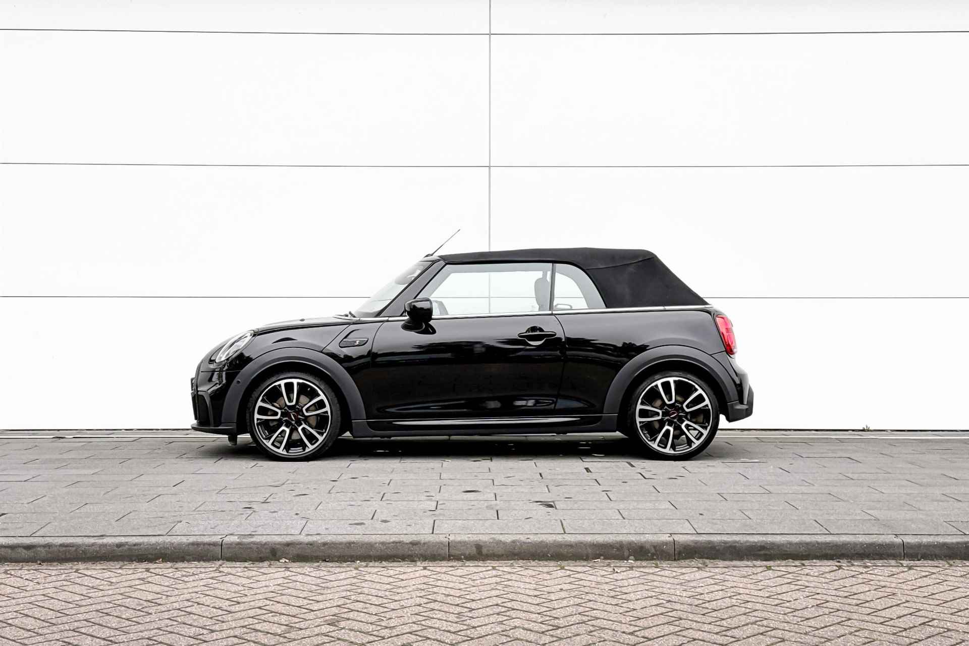 MINI Cabrio Cooper S John Cooper Works - 3/23