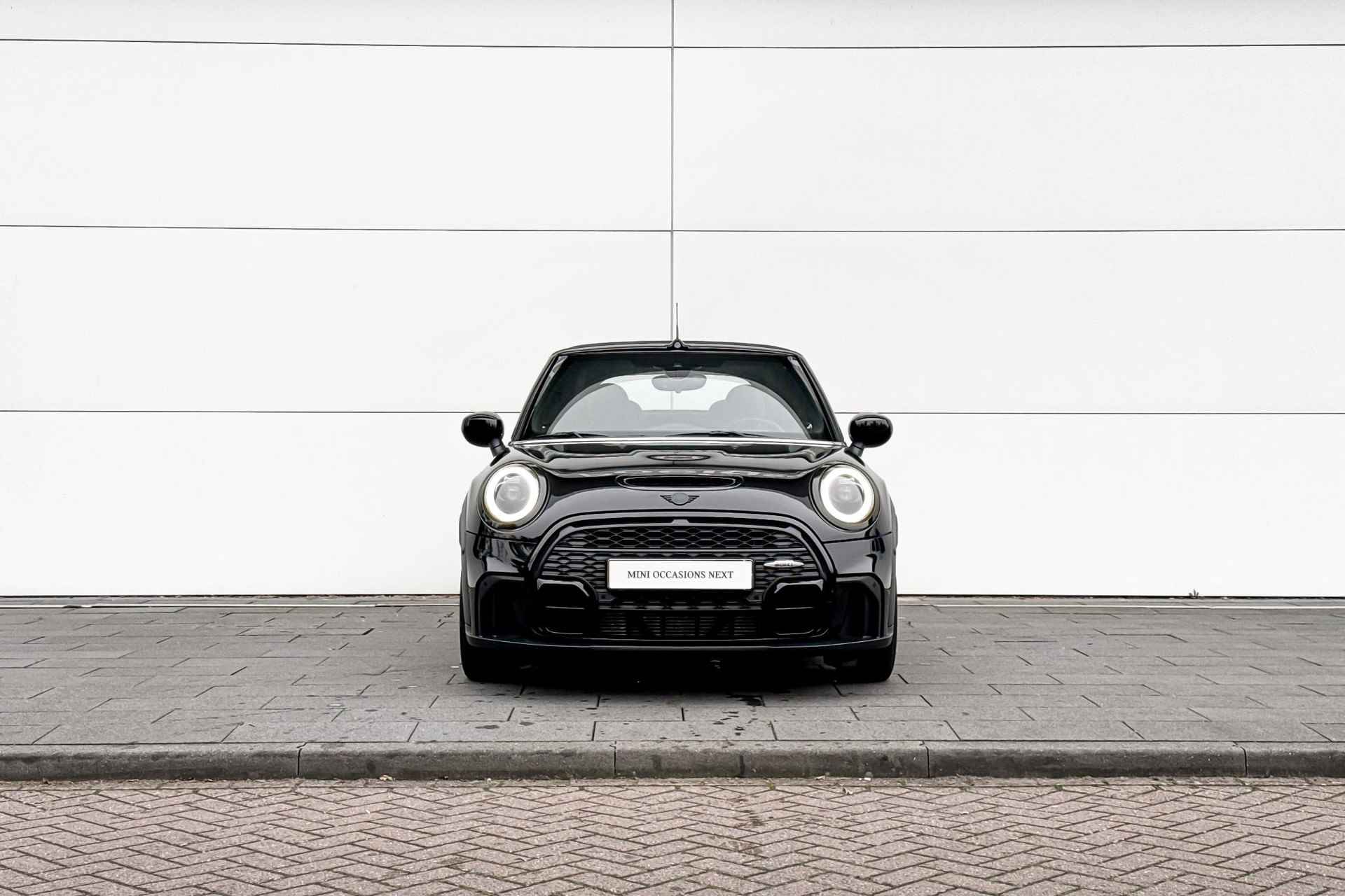 MINI Cabrio Cooper S John Cooper Works - 5/23