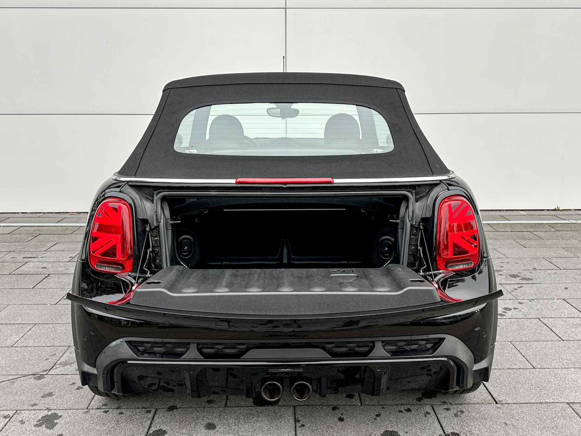 MINI Cabrio Cooper S John Cooper Works - 20/23