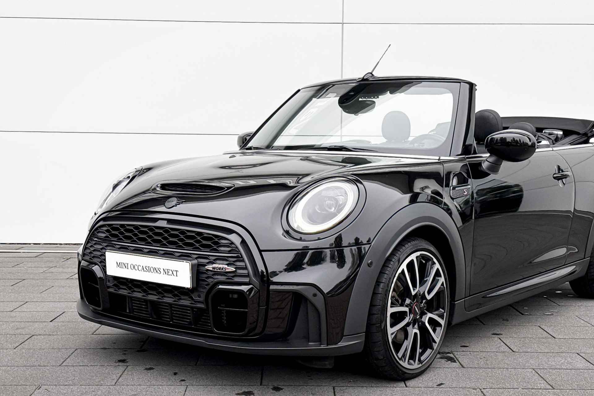 MINI Cabrio Cooper S John Cooper Works - 21/23