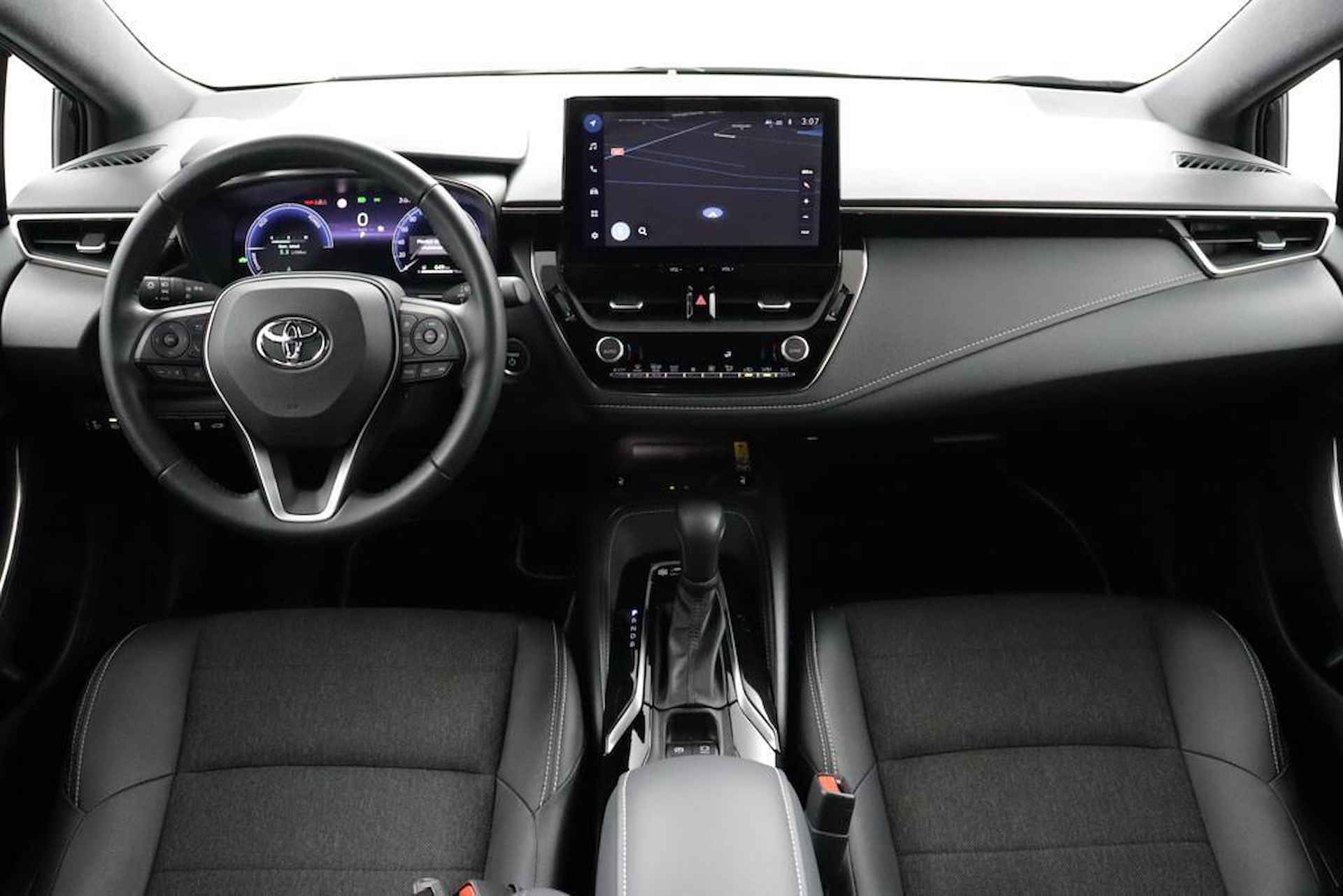 Toyota Corolla Touring Sports 1.8 Hybrid First Edition | Navigatie | Adaptieve-Cruise | Parkeersensoren | Elektrische achterklep | - 4/61