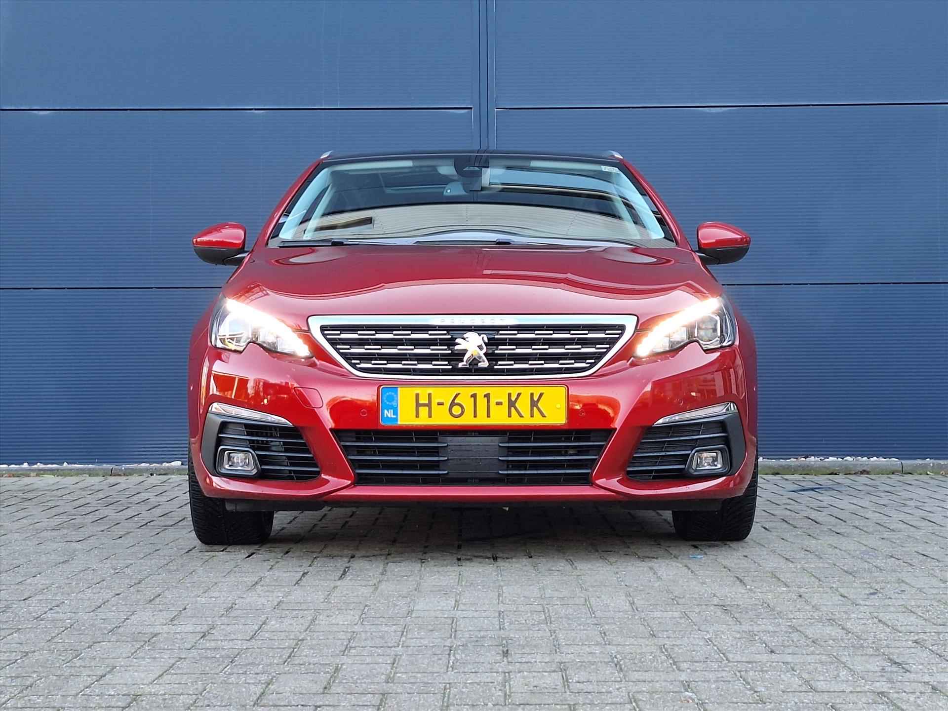 PEUGEOT 308 1.5 BlueHDi 130pk S&amp;S Blue Lease Premium Trekhaak | Panoramadak | All seasonbanden \ Camera - 2/38