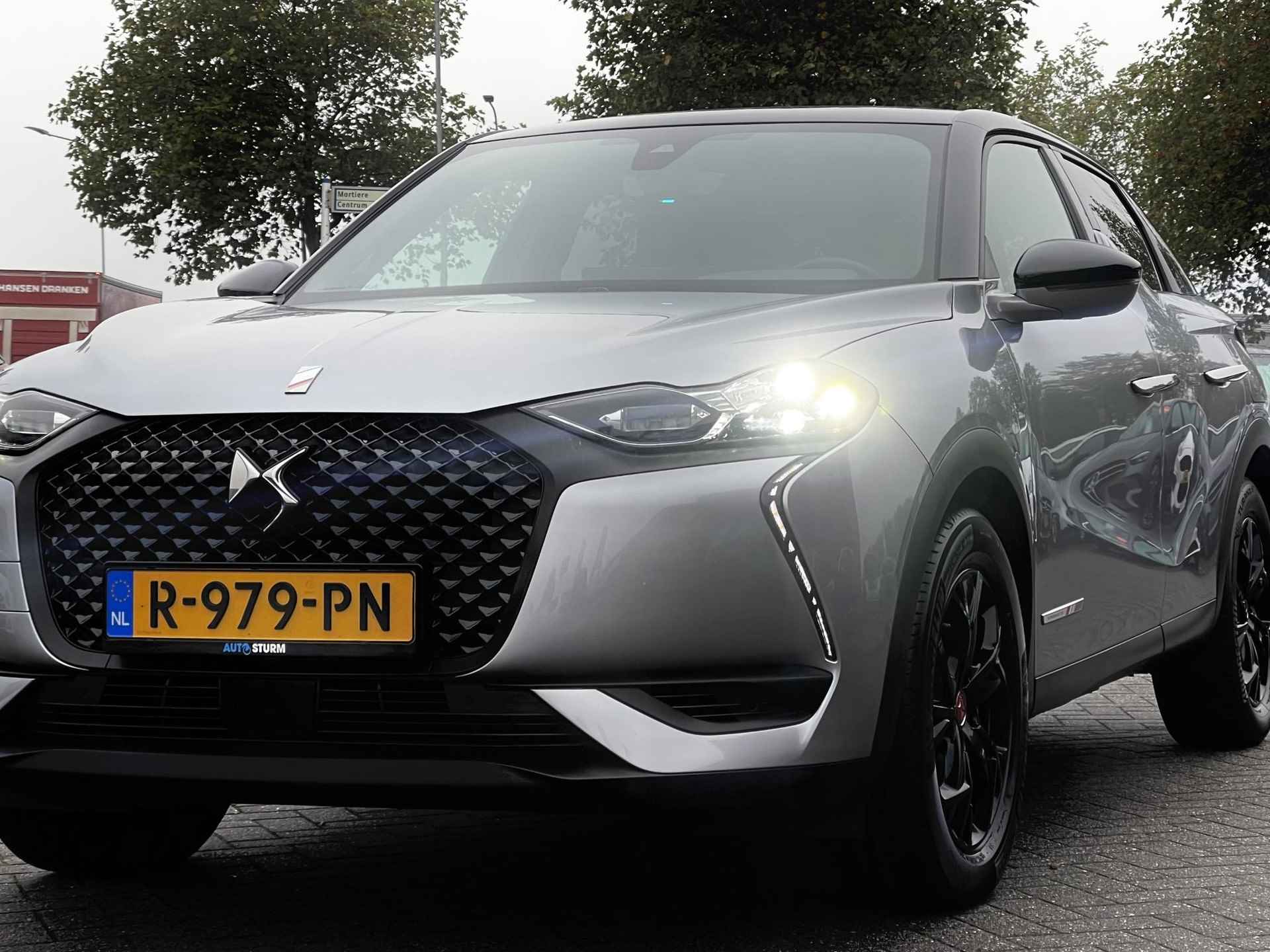 DS 3 Crossback E-Tense Performance Line+ 50 kWh *SUBSIDIE MOGELIJK!* | Navigatie | Camera | Apple Carplay/Android Auto | LED Koplampen | Alcantara Interieur | Rijklaarprijs! - 19/31