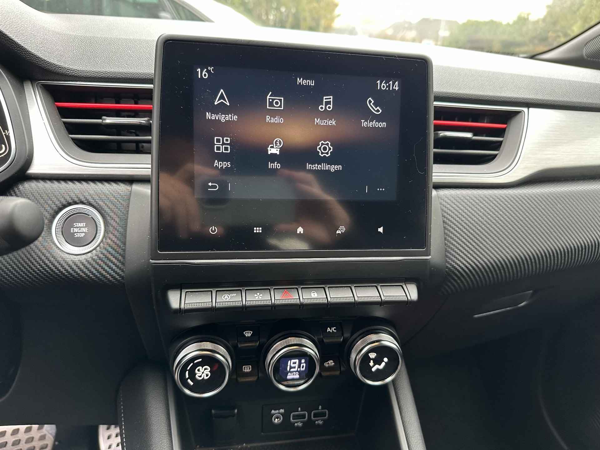 Renault Captur 1.3 TCe 140 EDC R.S. Line | Navi | Clima | Cruise | LM velgen 18" | PDC V+A + Camera | Apple Carplay/Android Auto - 17/24