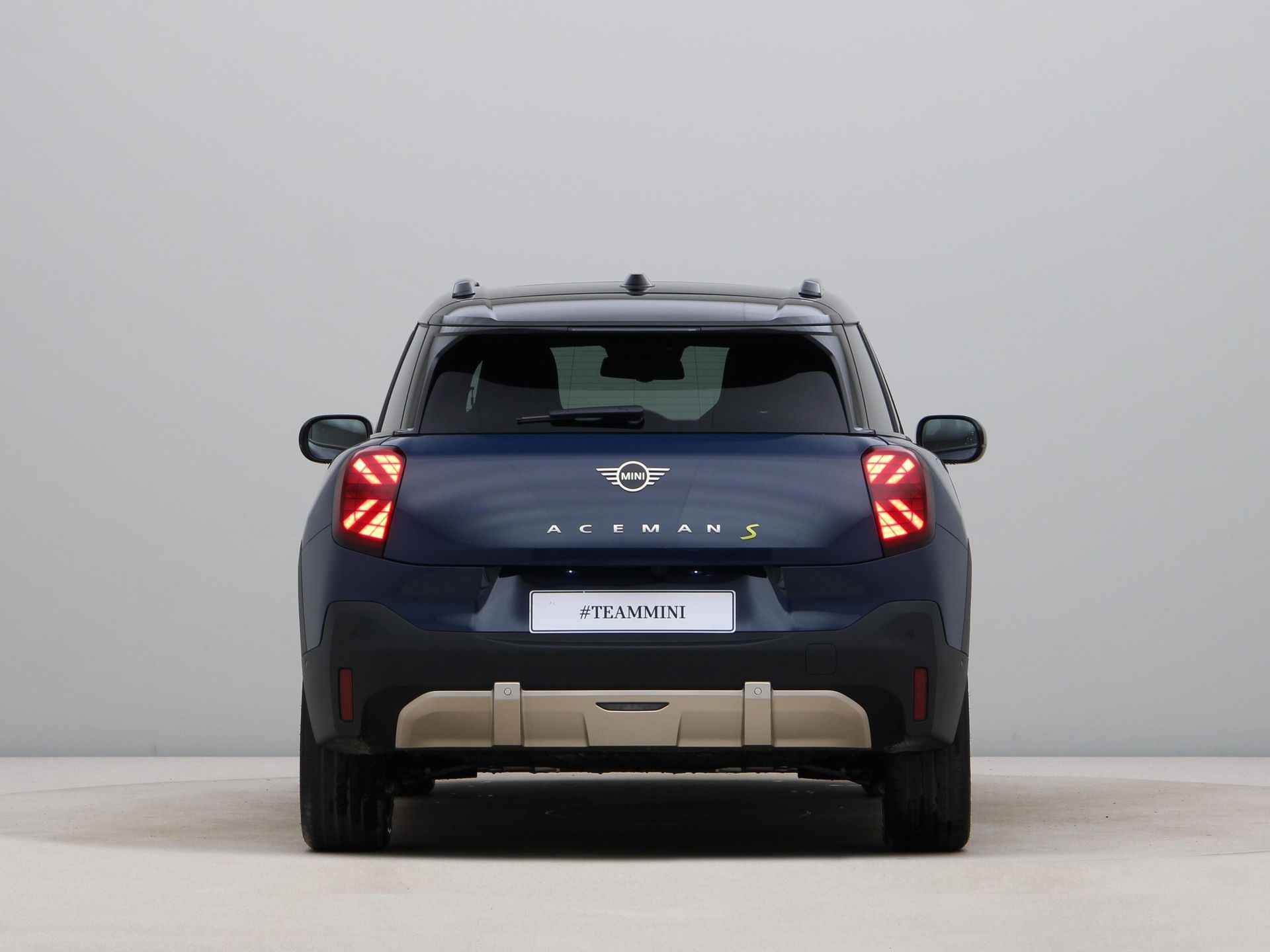 MINI Aceman SE Favoured Pakket M PRIVATE LEASE EUR 575,- (48 mnd/10.000 km) - 11/25