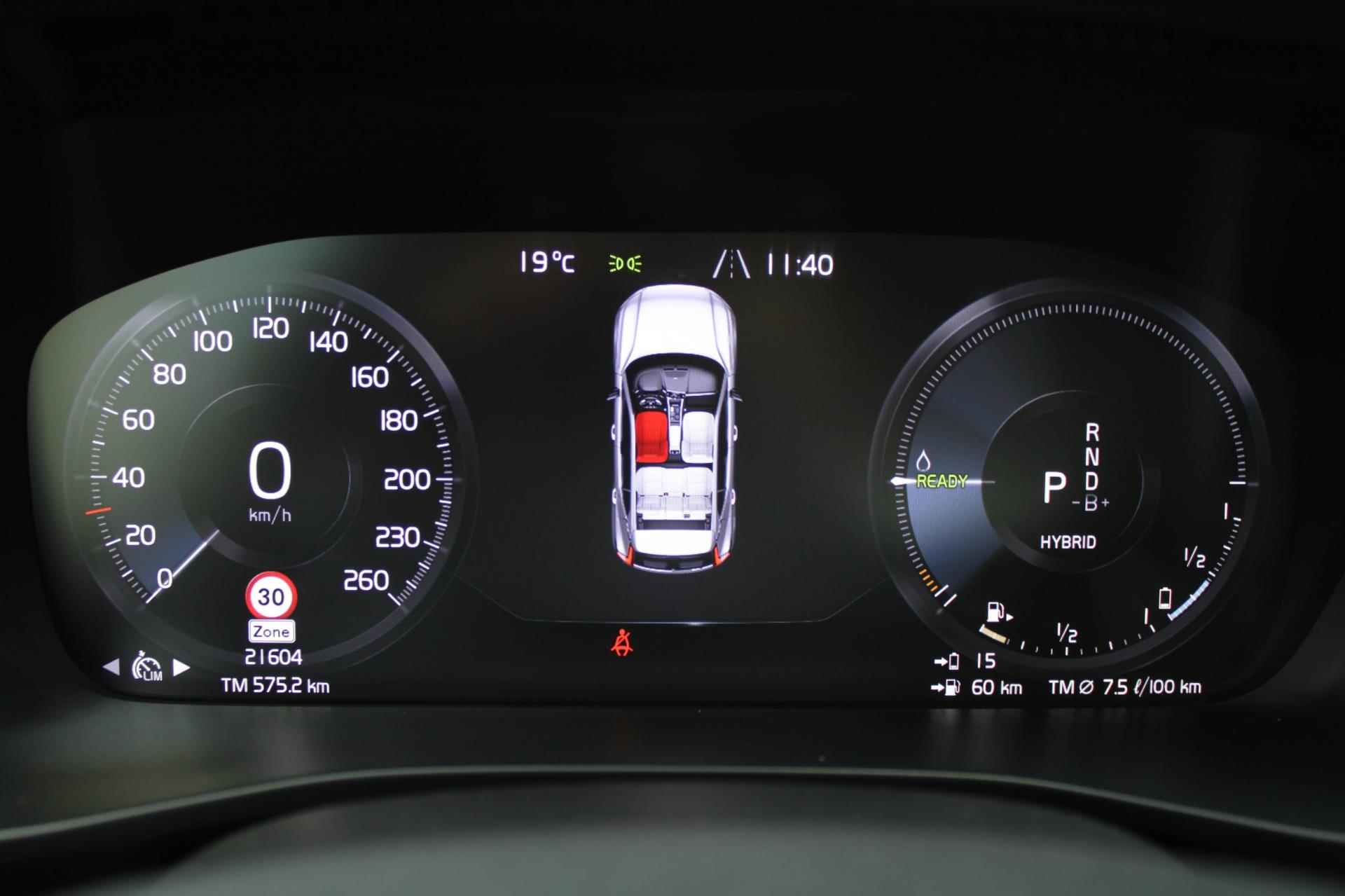 Volvo XC40 T4 Recharge Plus Bright | BLIS | Pilot-assist | Camera | On-call | Stoelverwarming | - 9/40