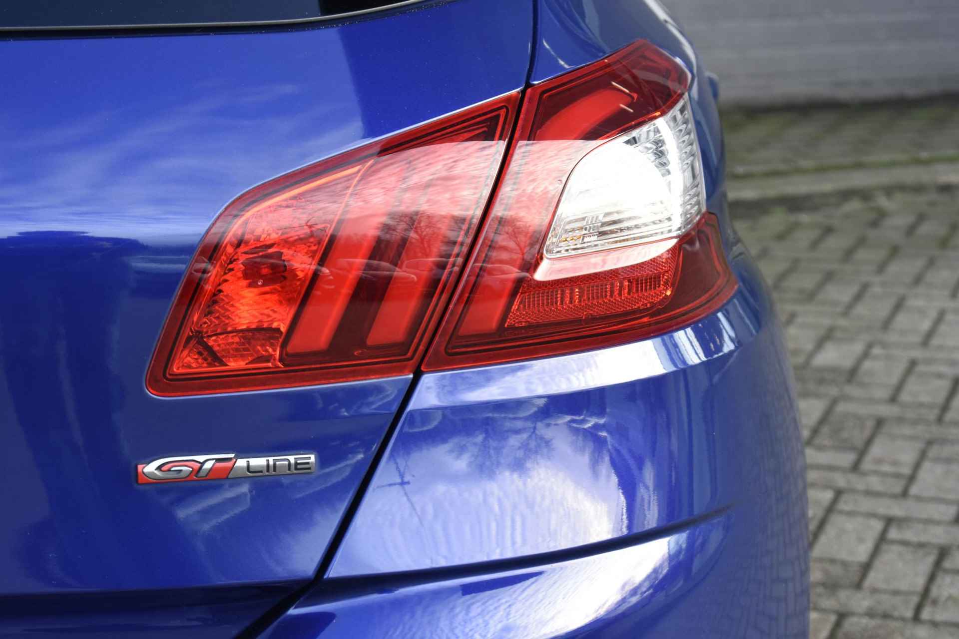 Peugeot 308 1.2 PureTech GT-line / Keyless / Panoramadak / Denon Audio / Dealer onderhouden - 9/46