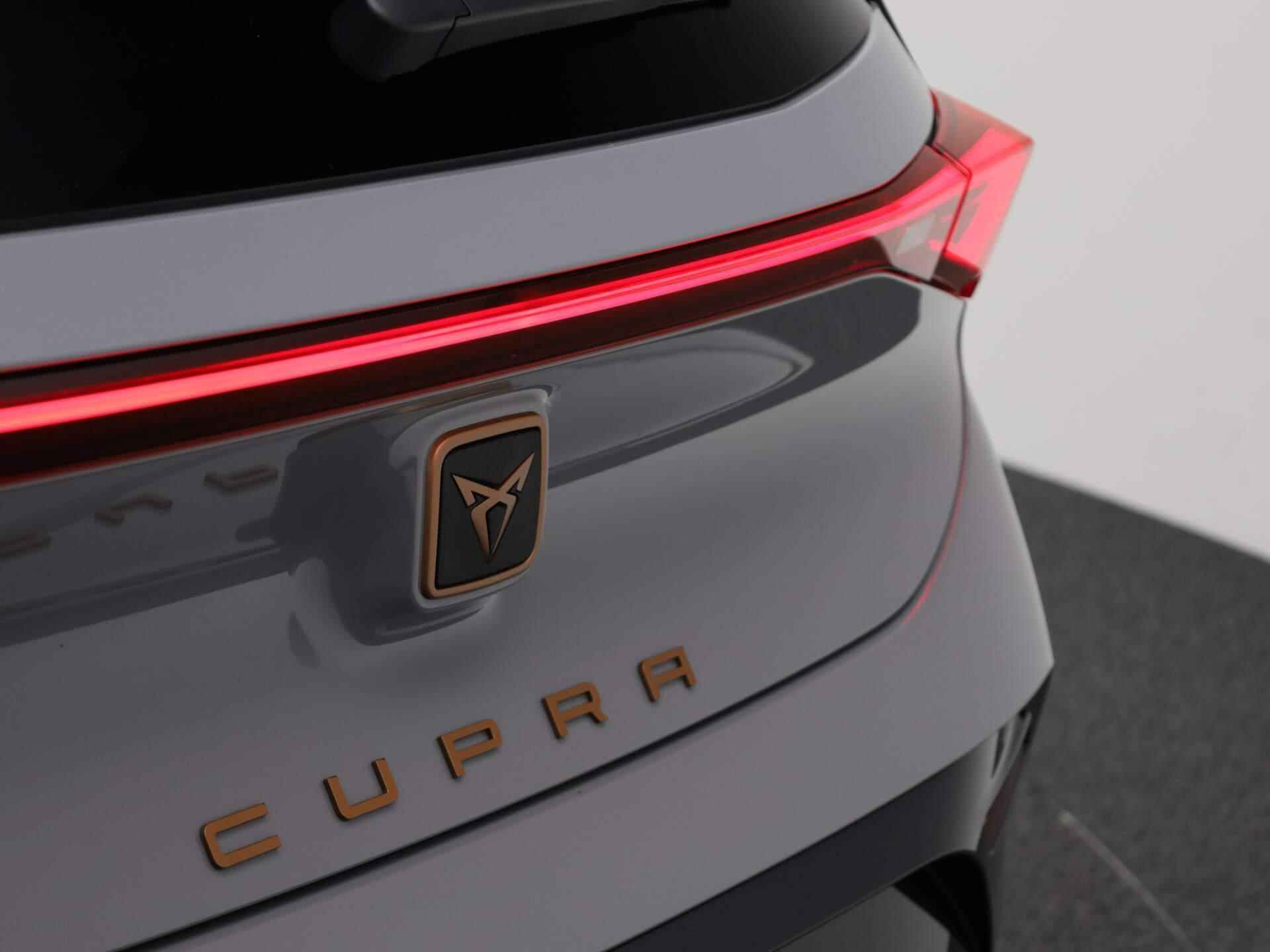 CUPRA Born Adrenaline 58 kWh 204PK | € 2.000,- Subsidie!  |  Achteruitrijcamera | Apple Carplay | |Android auto | Cupra Connect | - 33/46