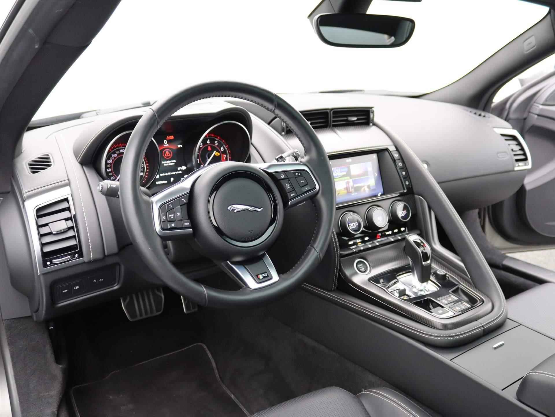 Jaguar F-TYPE 5.0 V8 AWD R | Panorama Dak | Sport Uitlaat | Carbon | Performance Seats | - 31/51