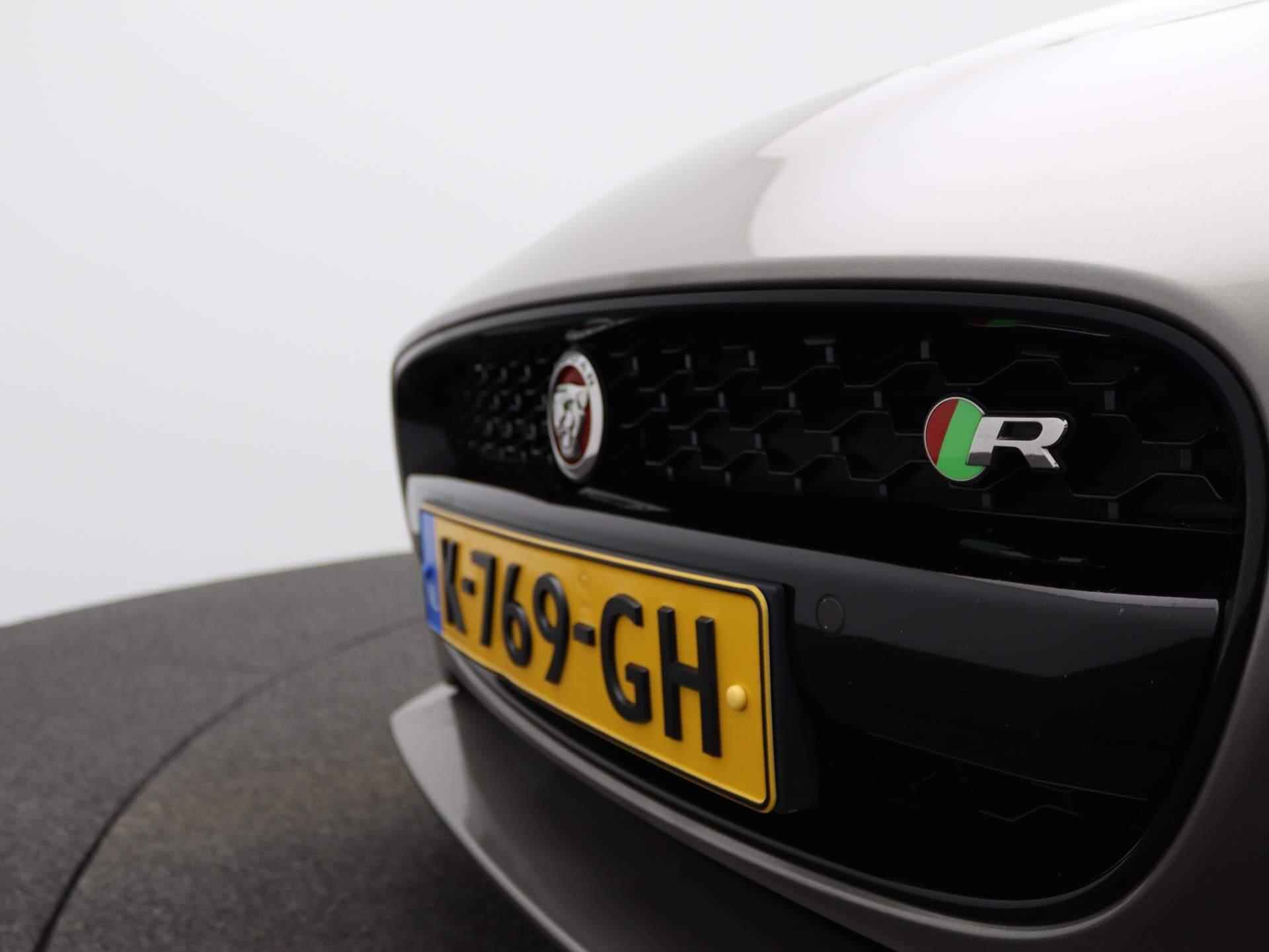 Jaguar F-TYPE 5.0 V8 AWD R | Panorama Dak | Sport Uitlaat | Carbon | Performance Seats | - 36/51