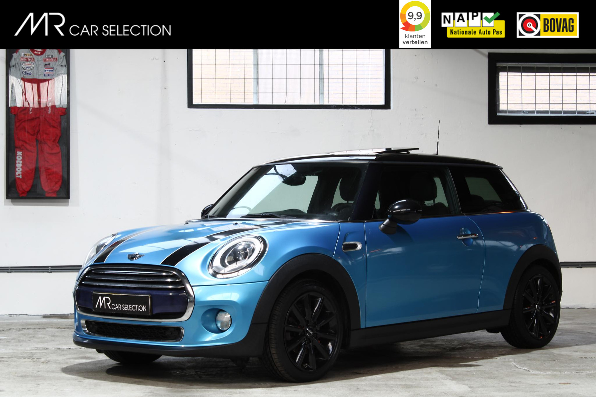 Mini Mini 1.5 Cooper Chili Business | Panoramadak | 17 inch | Parkeersensoren | LED | Stoelverwarming | NL Auto |