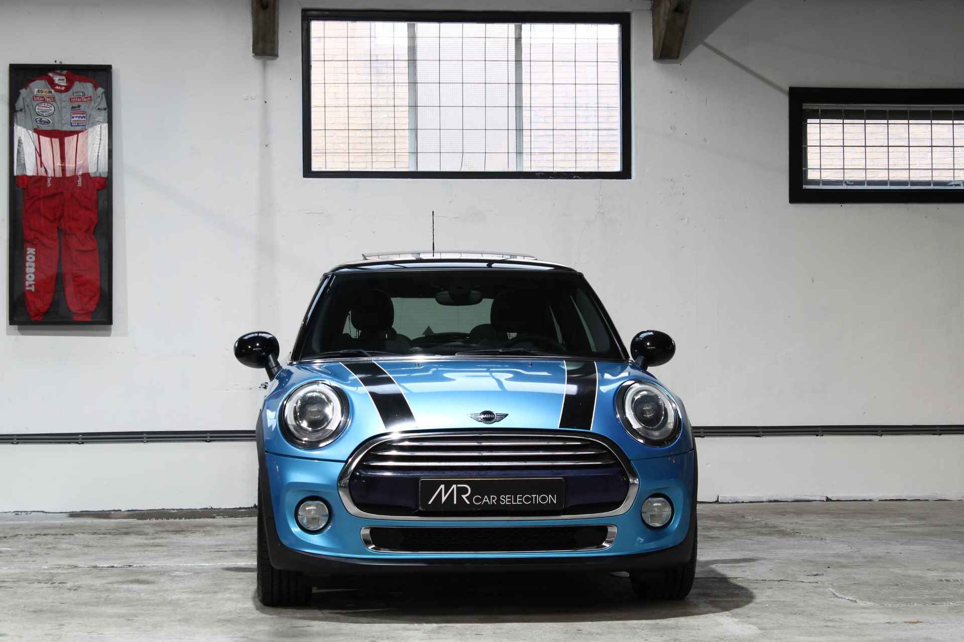 Mini Mini 1.5 Cooper Chili Business | Panoramadak | 17 inch | Parkeersensoren | LED | Stoelverwarming | NL Auto | - 3/25