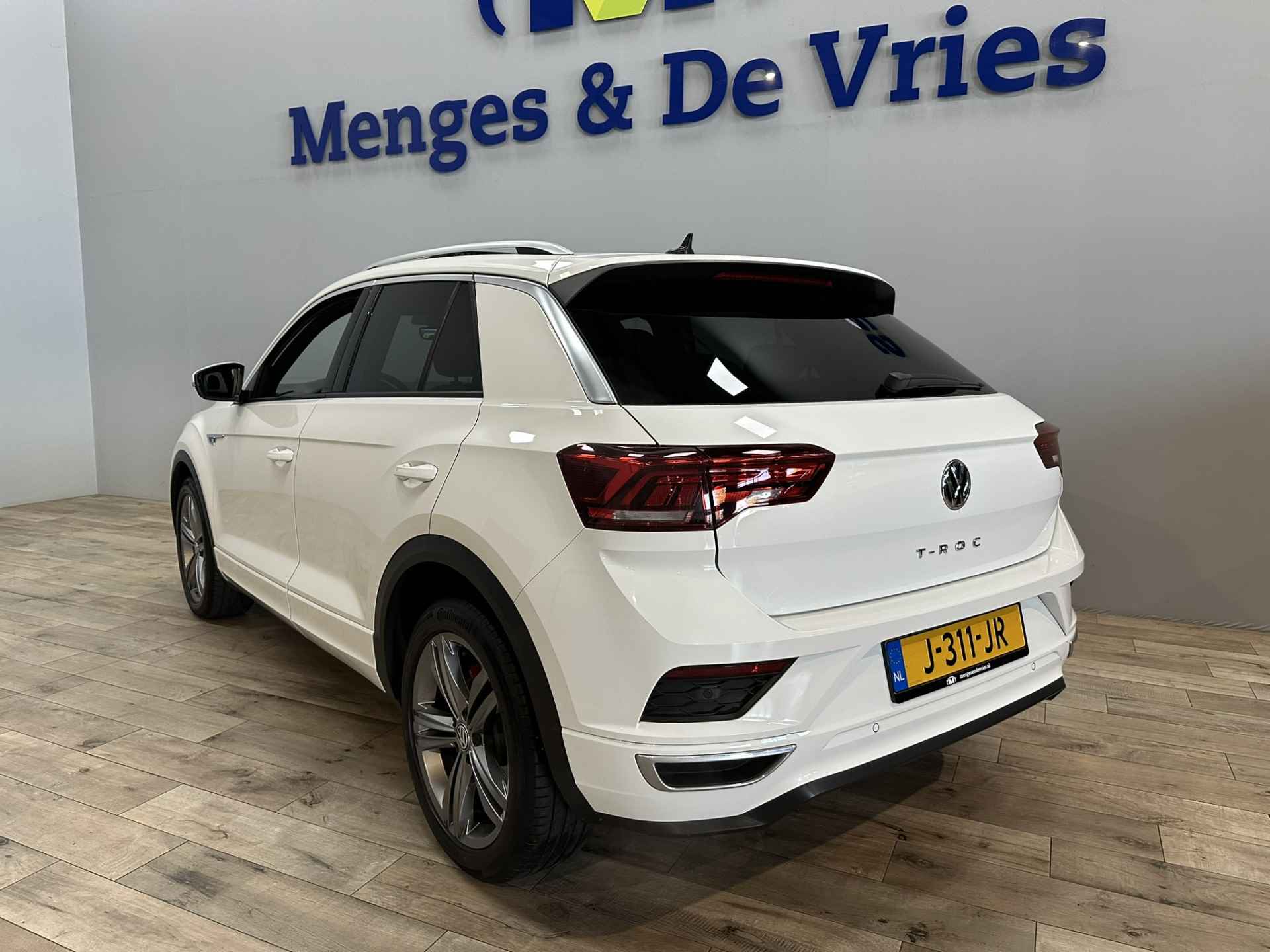 Volkswagen T-Roc 1.5 TSI Sport Business R R Line | Virtual | LED | Panorama | Adaptive Cruise | Navigatie | Apple Carplay Android Auto | Isofix | NAP | - 5/42