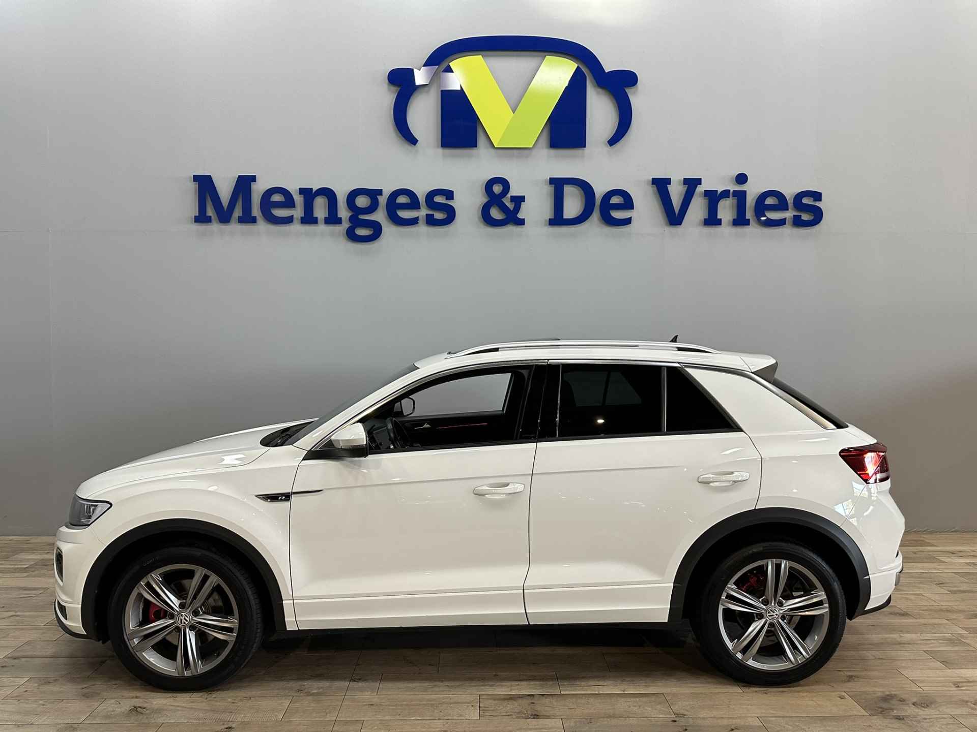 Volkswagen T-Roc 1.5 TSI Sport Business R R Line | Virtual | LED | Panorama | Adaptive Cruise | Navigatie | Apple Carplay Android Auto | Isofix | NAP | - 6/42