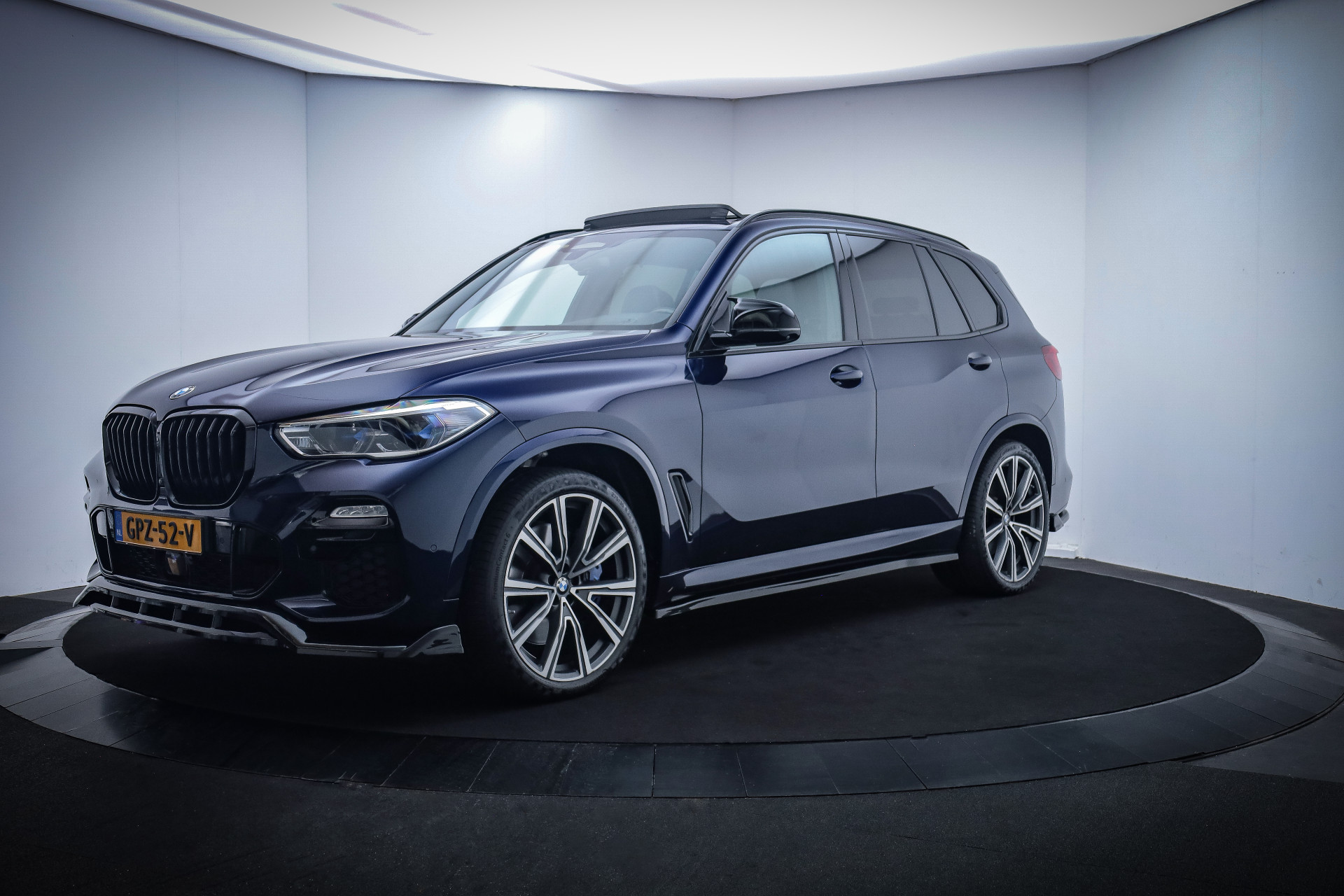 BMW X5 40iA M-SPORT INNOVATION VOL! LASER/B&W/SKYPANO/HUD/INDIVIDUAL LEDER/SOFTCLOSE/ZITCLIMA/ENTERTAINMENT