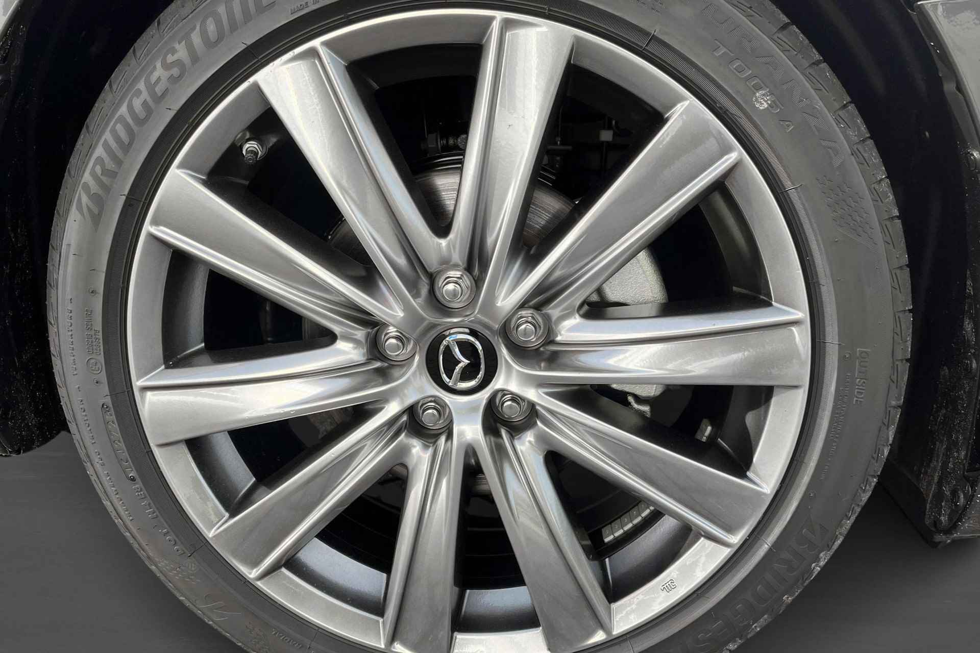 Mazda 6 Sportbreak 2.0 SkyActiv-G 165 Exclusive-Line DIRECT LEVERBAAR € 10.000,- voorraadkorting ! - 11/27