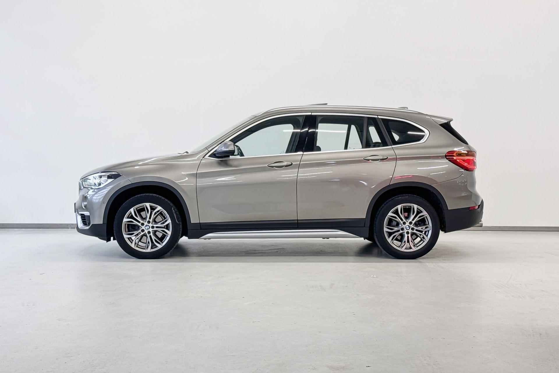 BMW X1 sDrive20i Orange Edition High Executive Aut. - 2/20