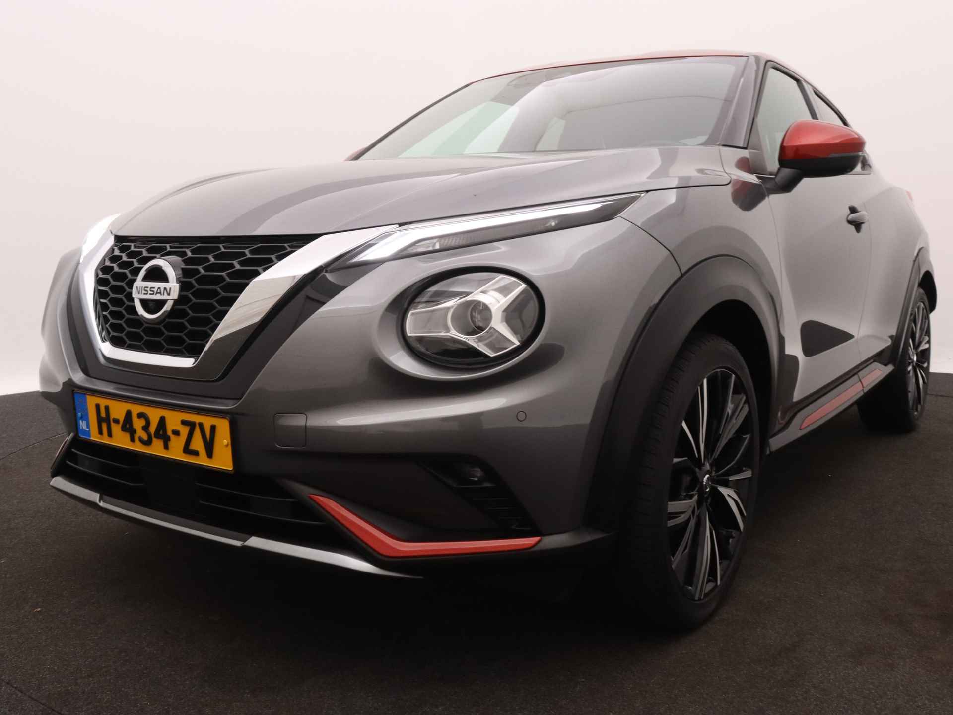 Nissan Juke 1.0 DIG-T N-Design / CAMERA / LEDER / ADAPTIVE CRUISE / BOSE / FULL OPTION - 34/43