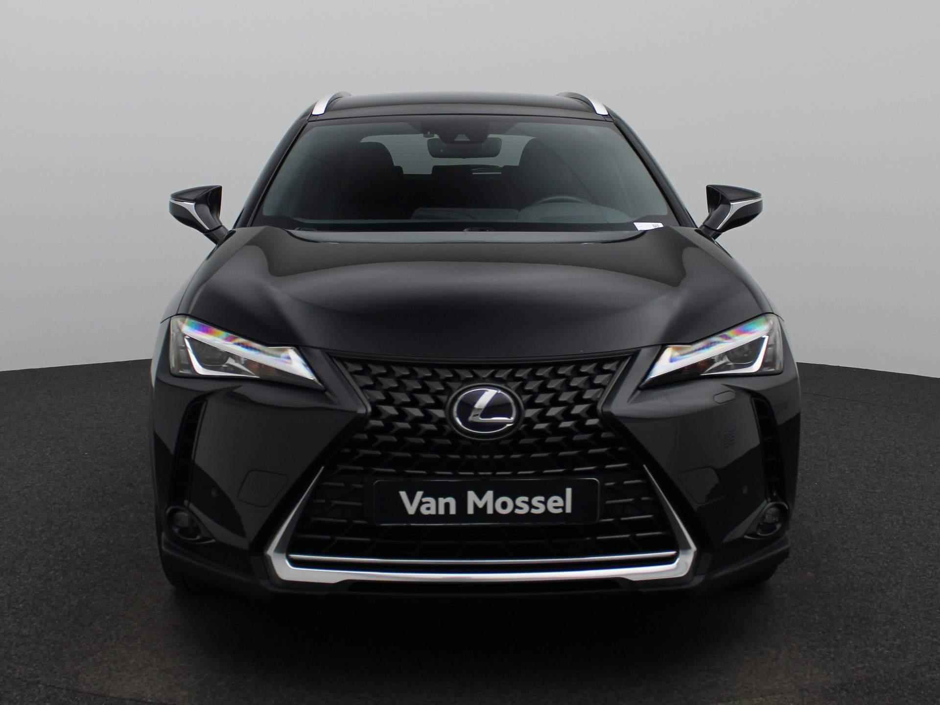 Lexus UX 250h Business Line | NAVIGATIE | ACHTERUITRIJCAMERA | ADAPTIVE CRUISE CONTROL | CLIMATE CONTROL | LED KOPLAMPEN | PARKEERSENSOREN | LANE ASSIST | DODENHOEK ASSISTENT | LED KOPLAMPEN | - 7/39